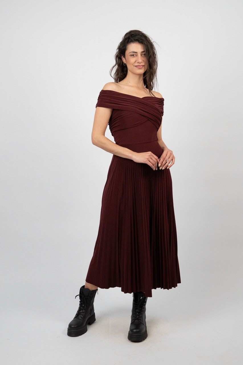 OFF SHOULDER PLEATED MIDI DRESS