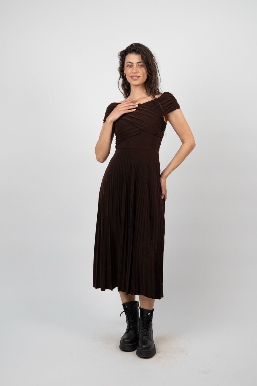 OFF SHOULDER PLEATED MIDI DRESS