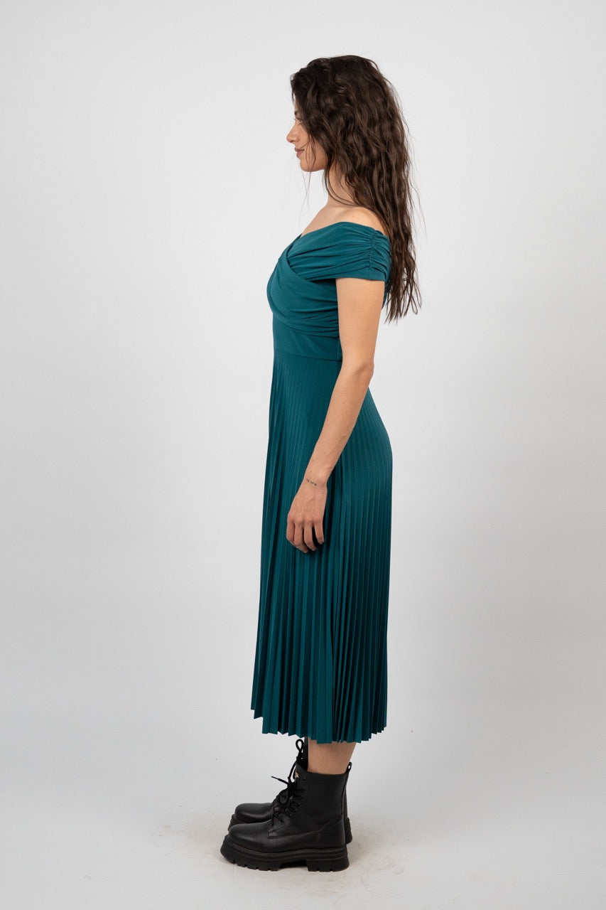 OFF SHOULDER PLEATED MIDI DRESS