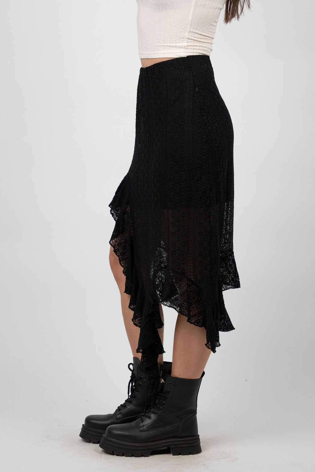 ASYMMETRIC LACE SKIRT