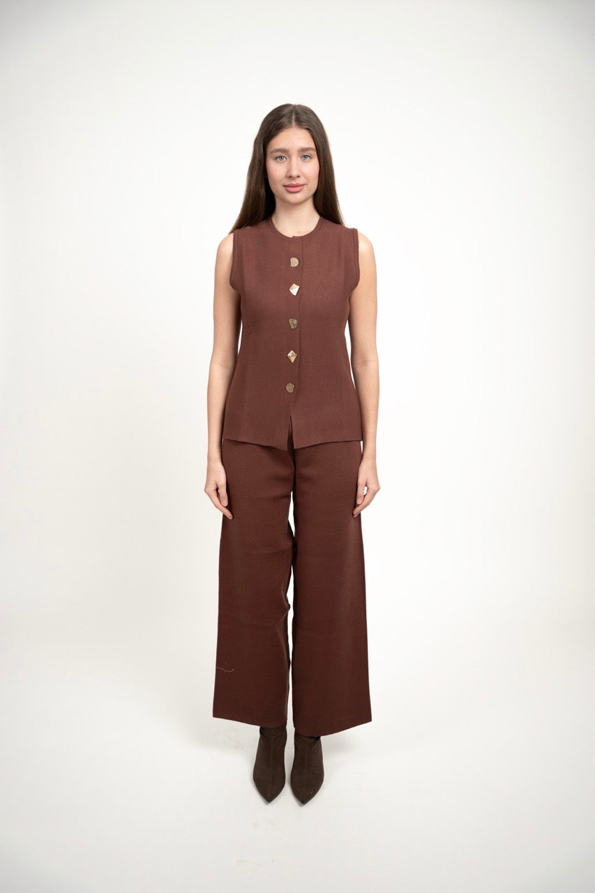 BUTTONED SLEEVELESS SET