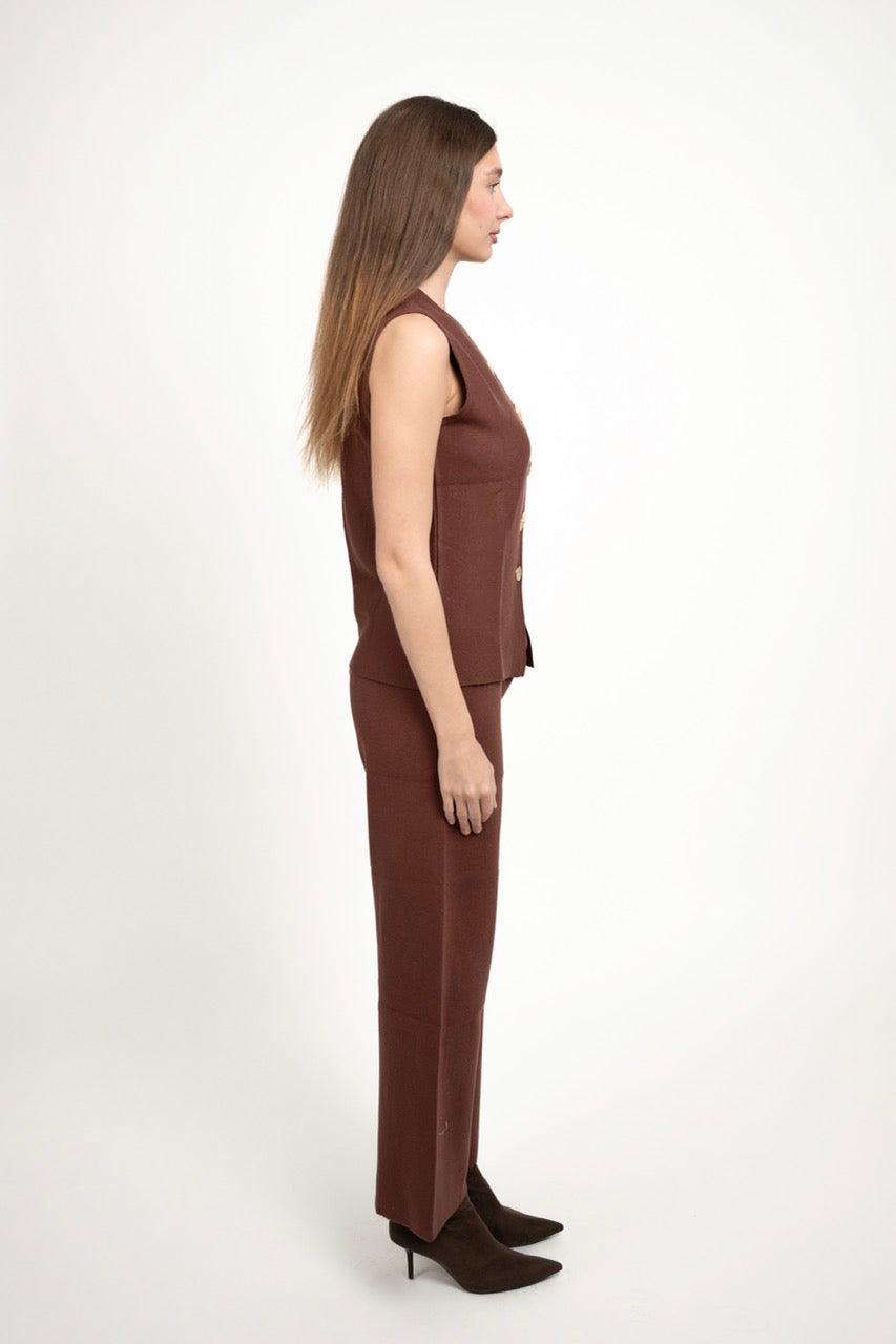 BUTTONED SLEEVELESS SET