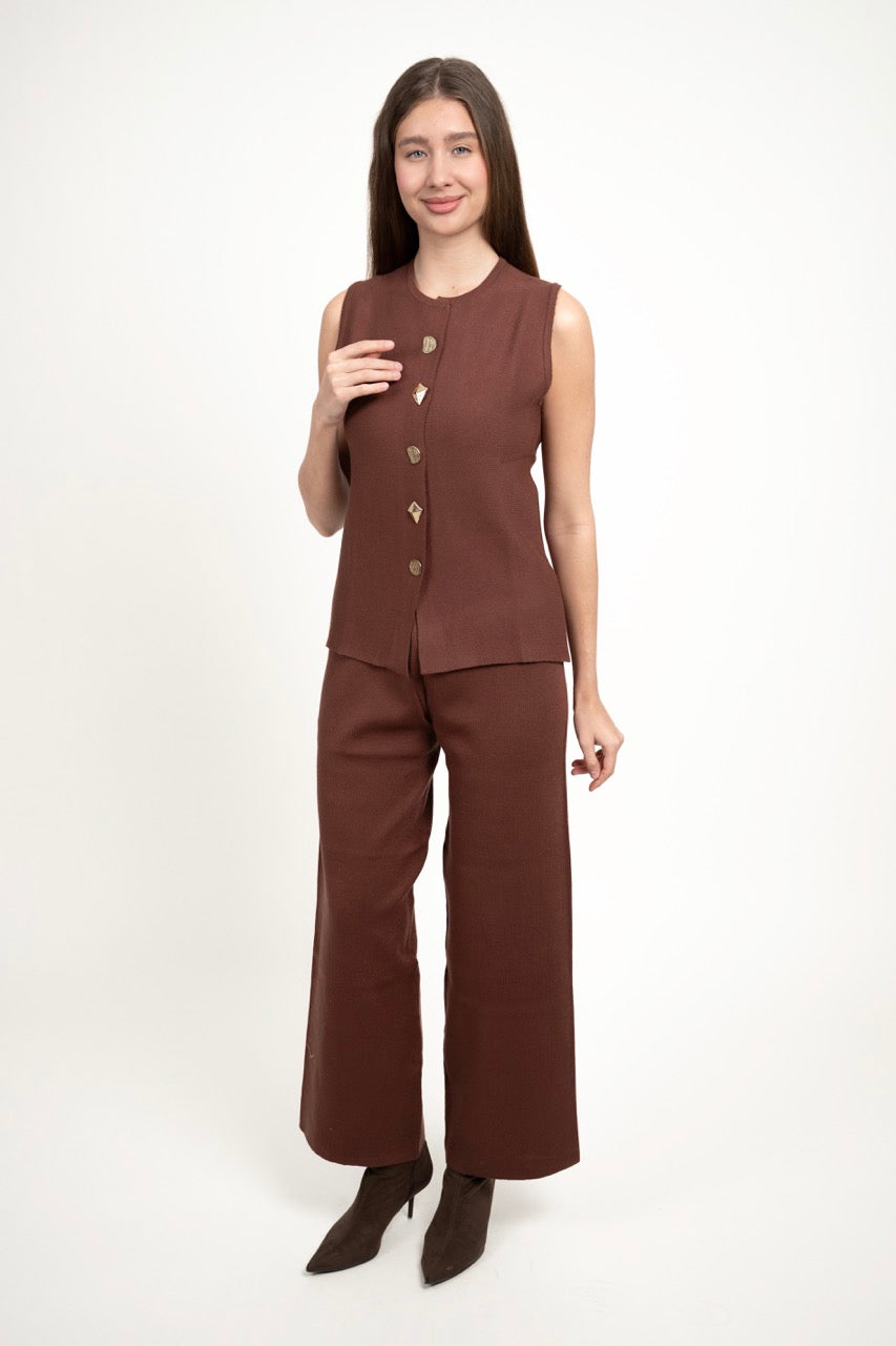 BUTTONED SLEEVELESS SET