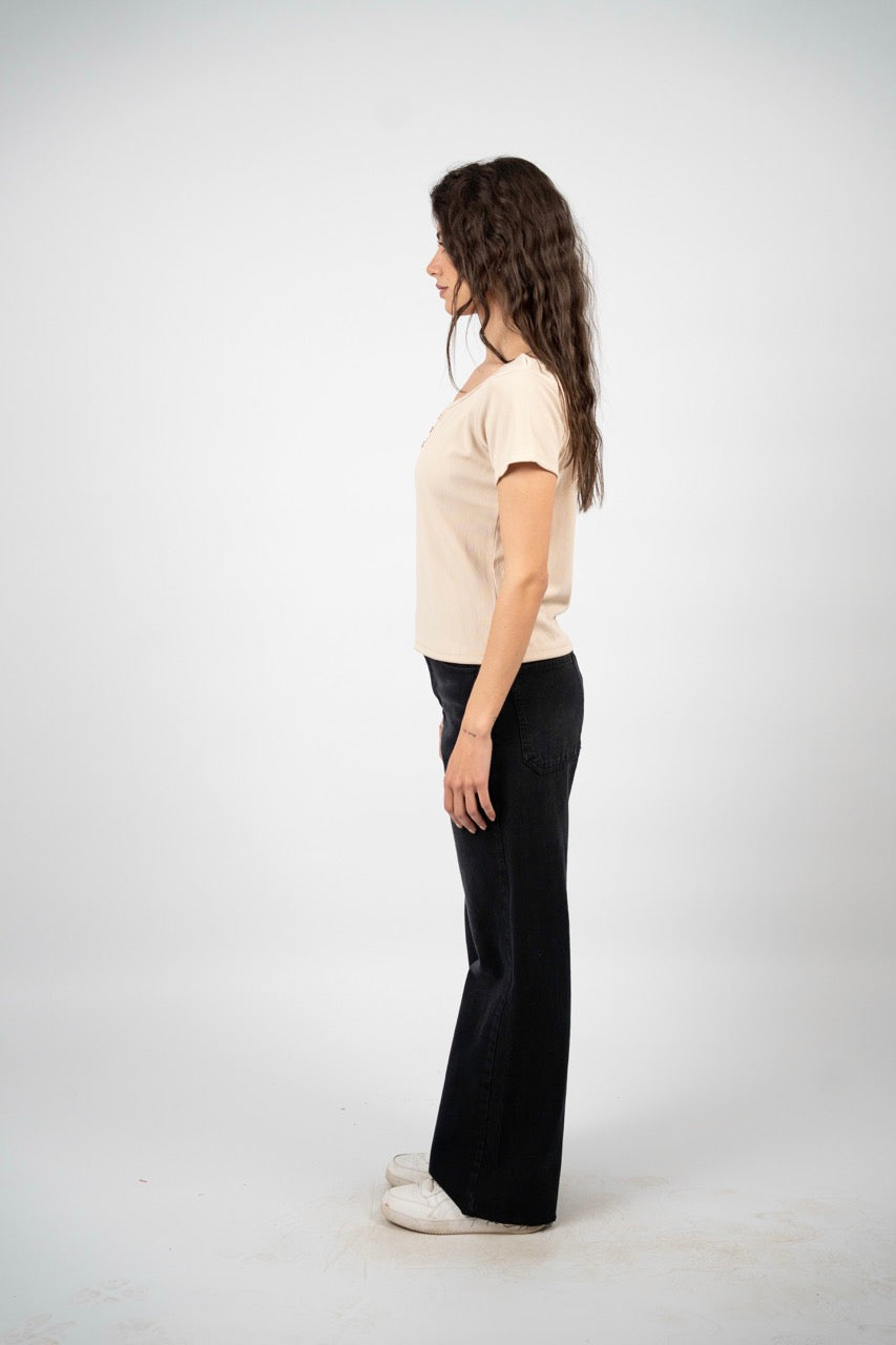 MINIMAL RIB BUTTON TOP
