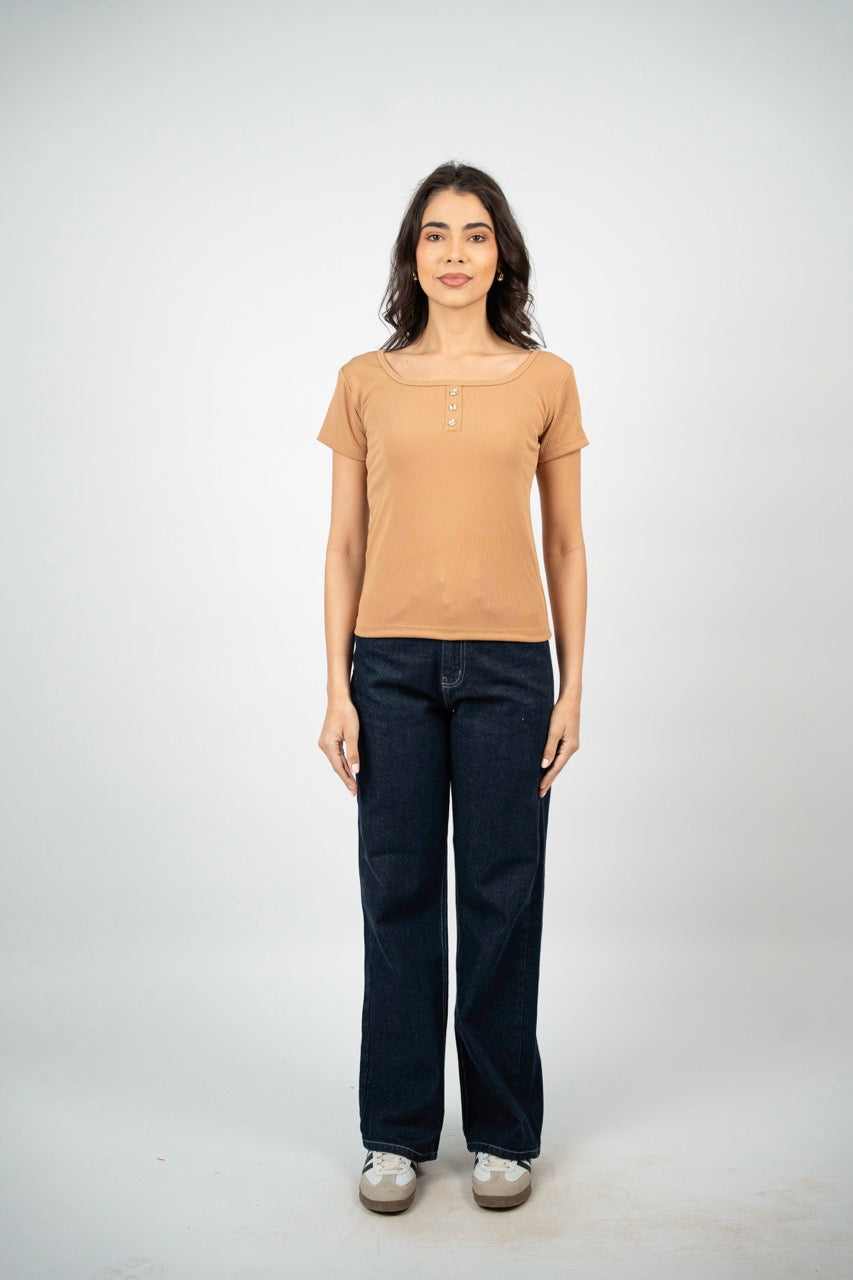 MINIMAL RIB BUTTON TOP