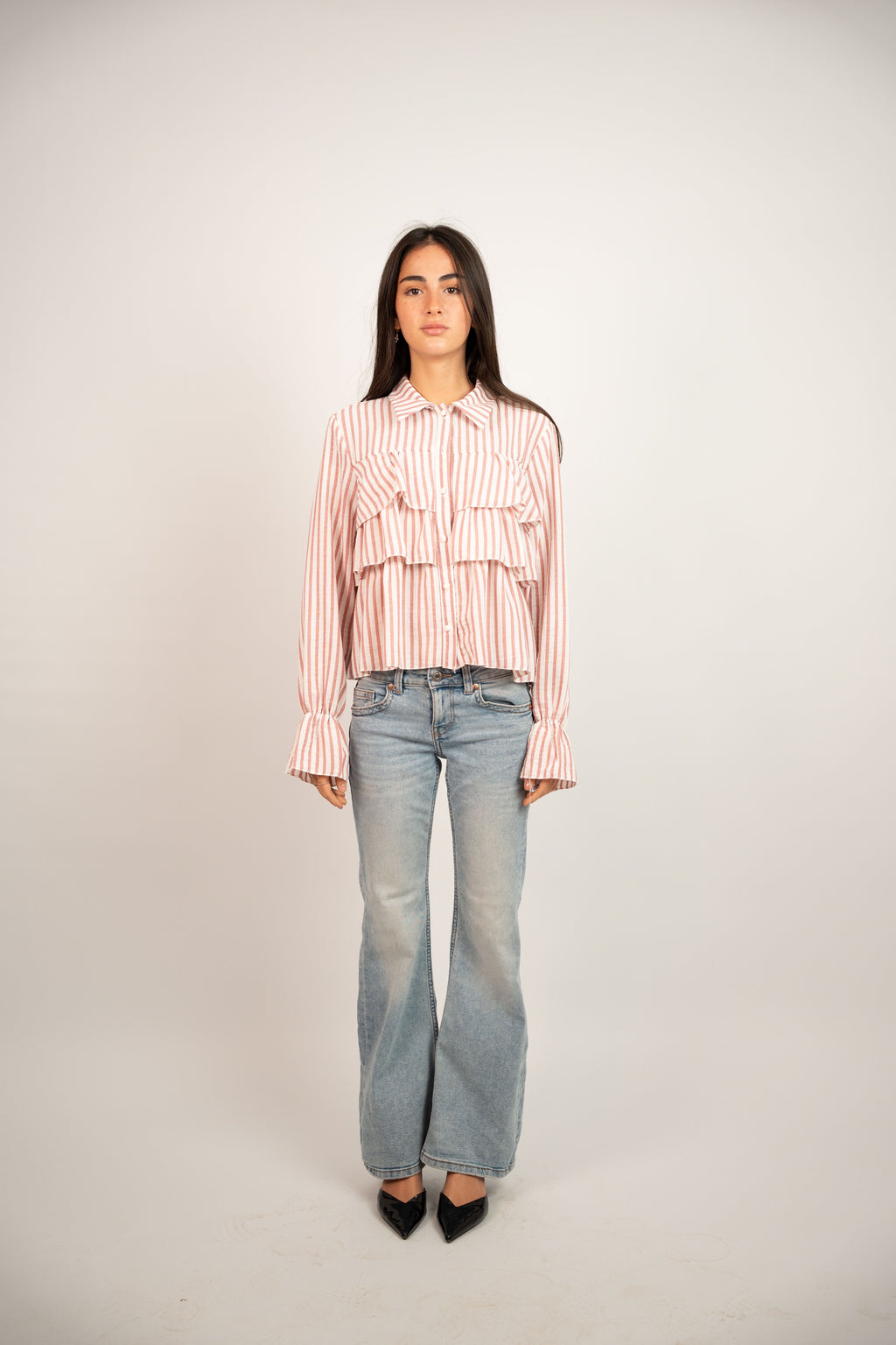 RUFFLED STRIPED BLOUSE