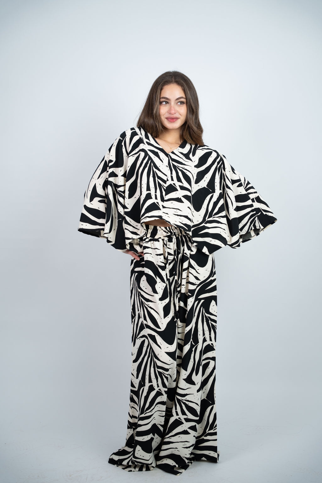 ABSTRACT PRINT FLOWY SET