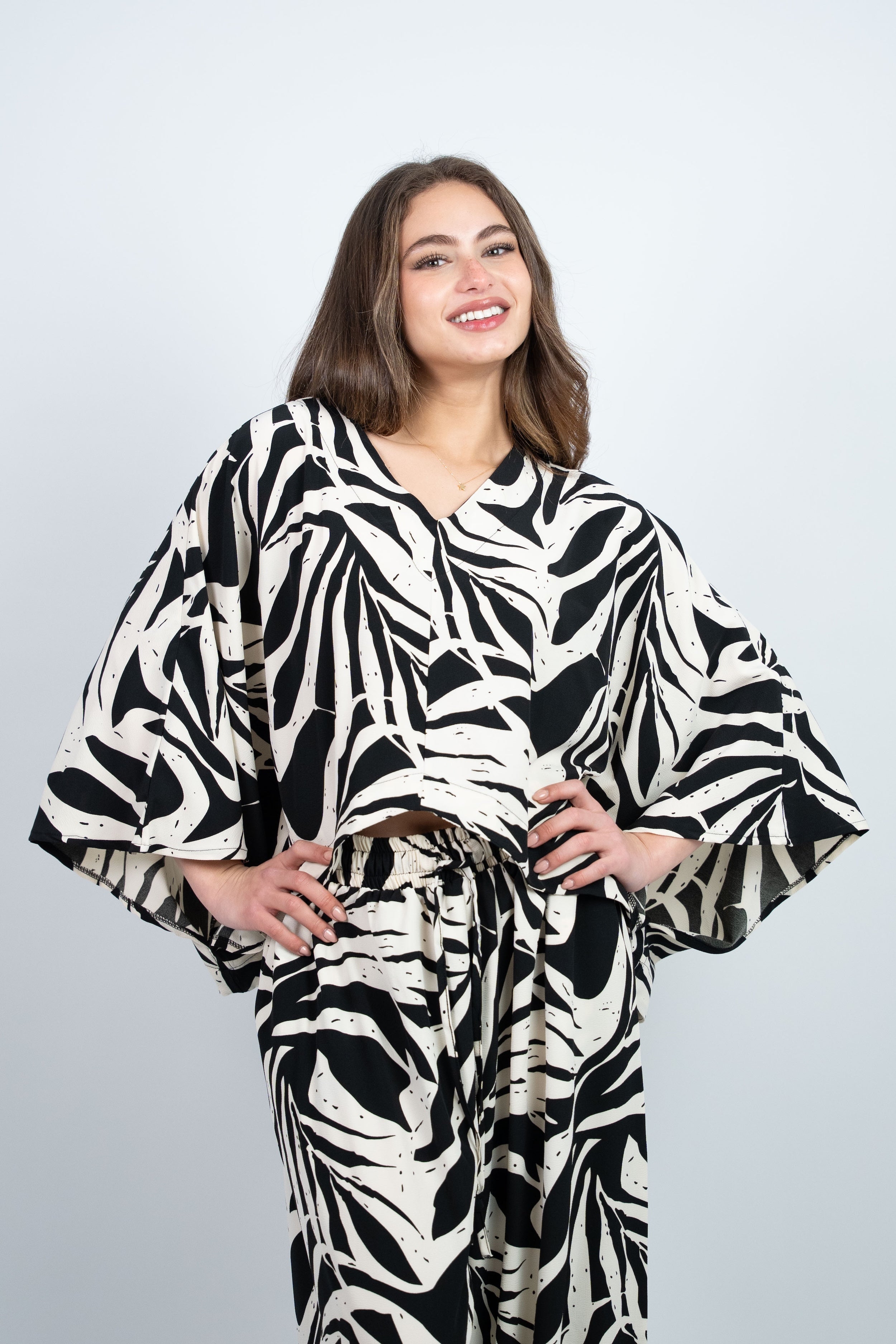 ABSTRACT PRINT FLOWY SET