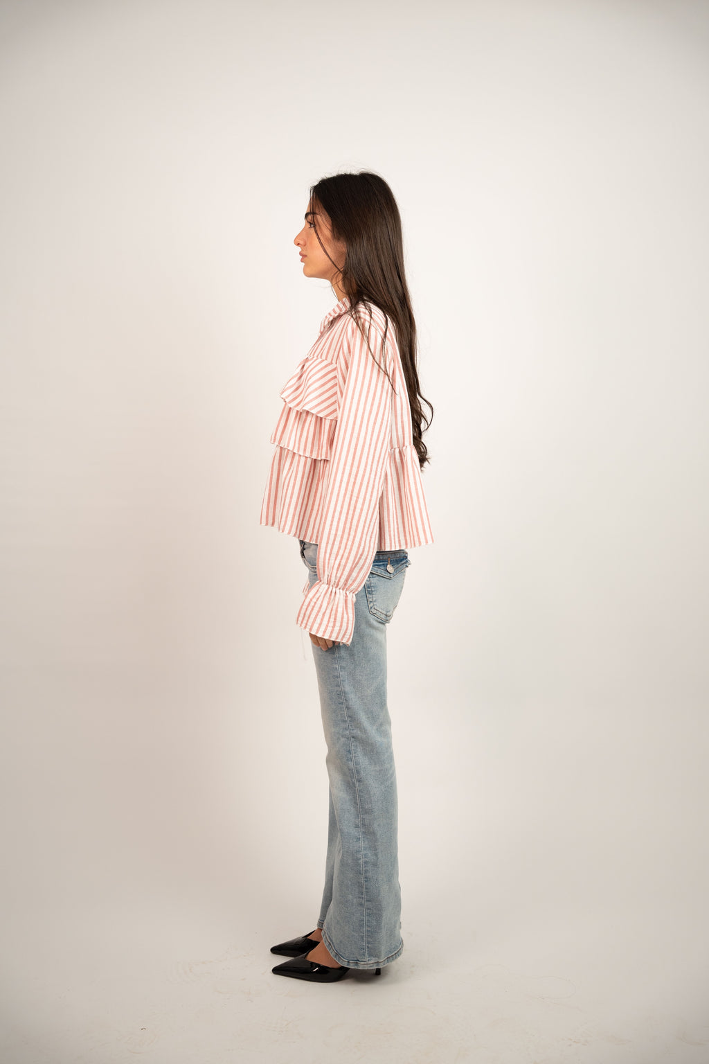 RUFFLED STRIPED BLOUSE