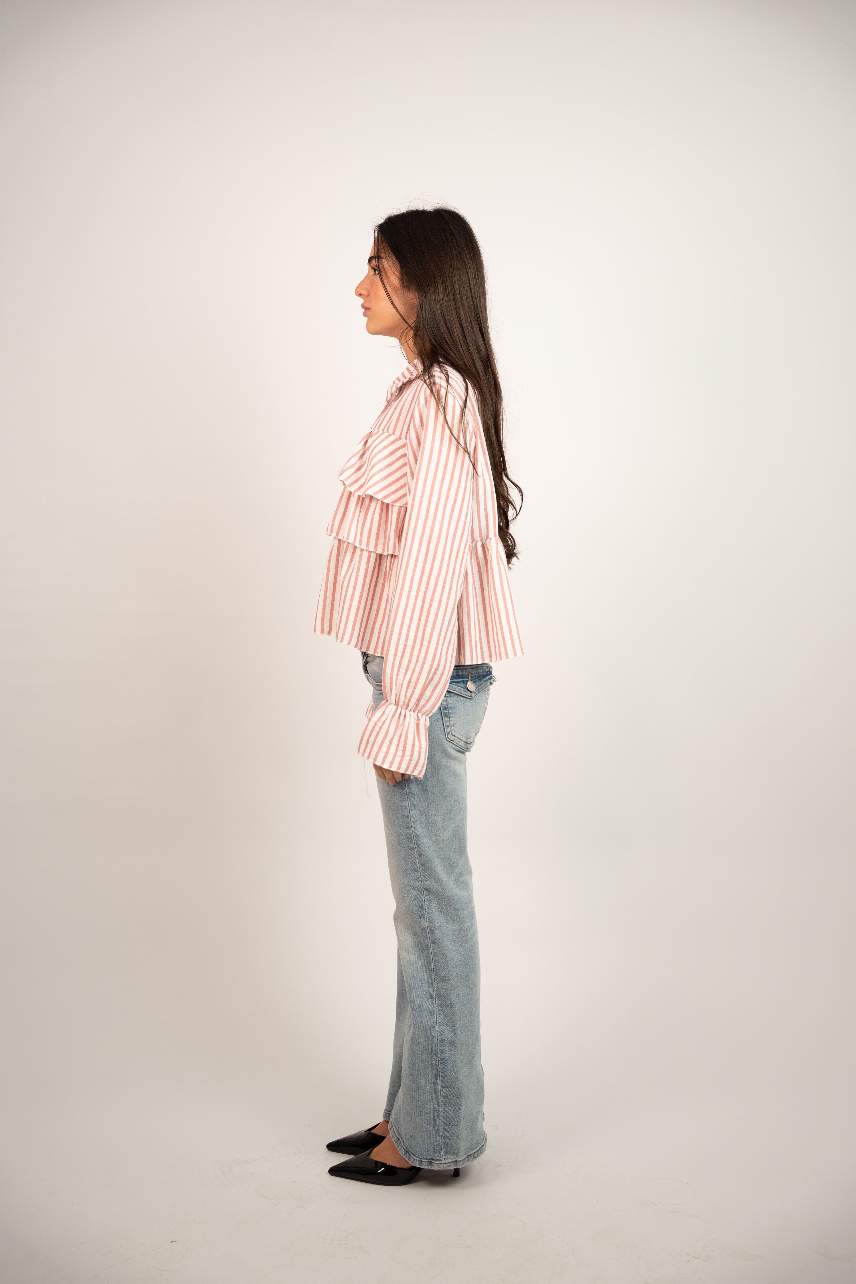 RUFFLED STRIPED BLOUSE