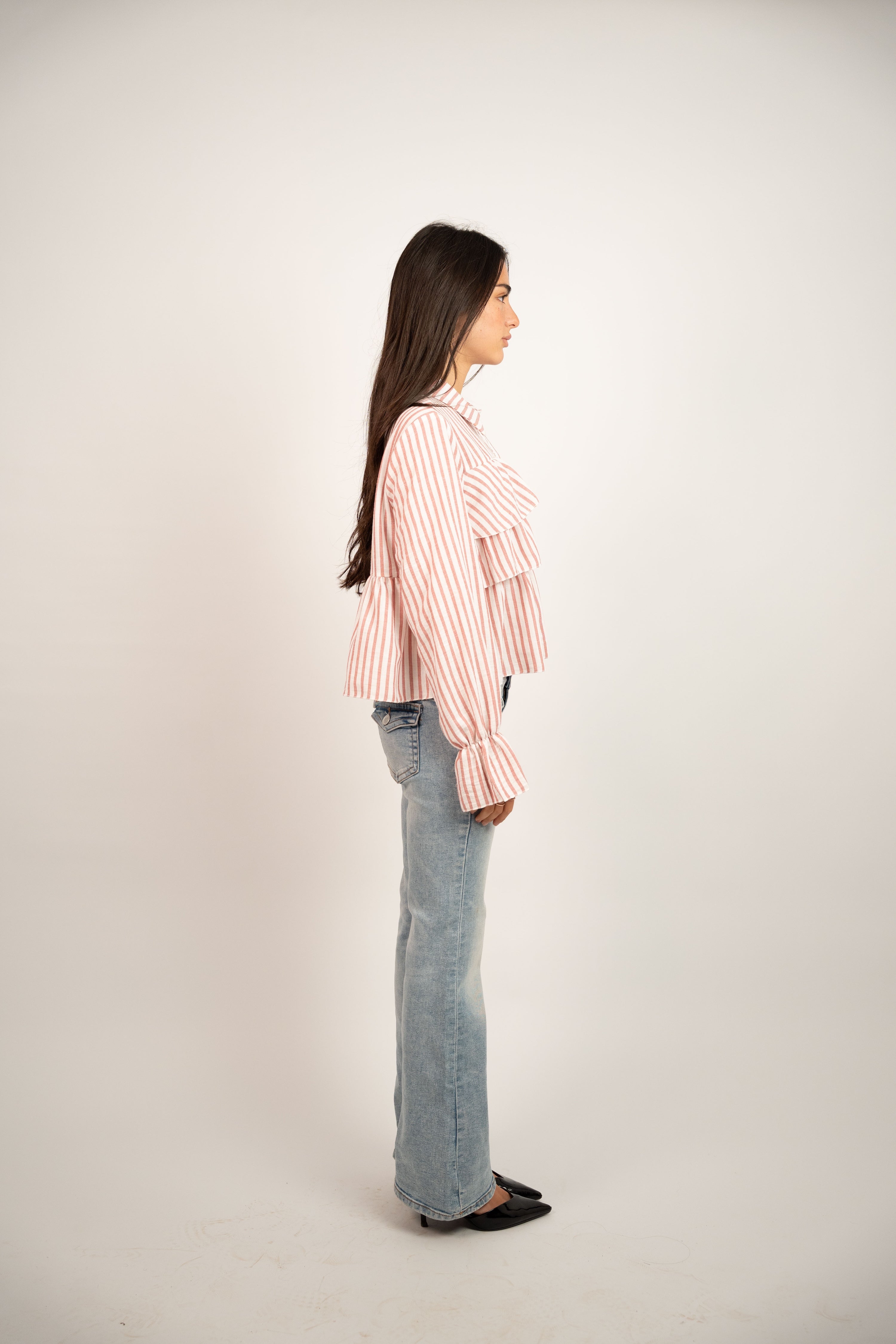 RUFFLED STRIPED BLOUSE