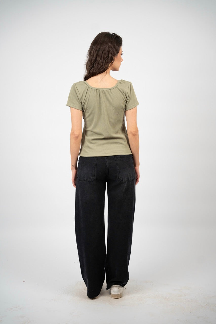 MINIMAL RIB BUTTON TOP
