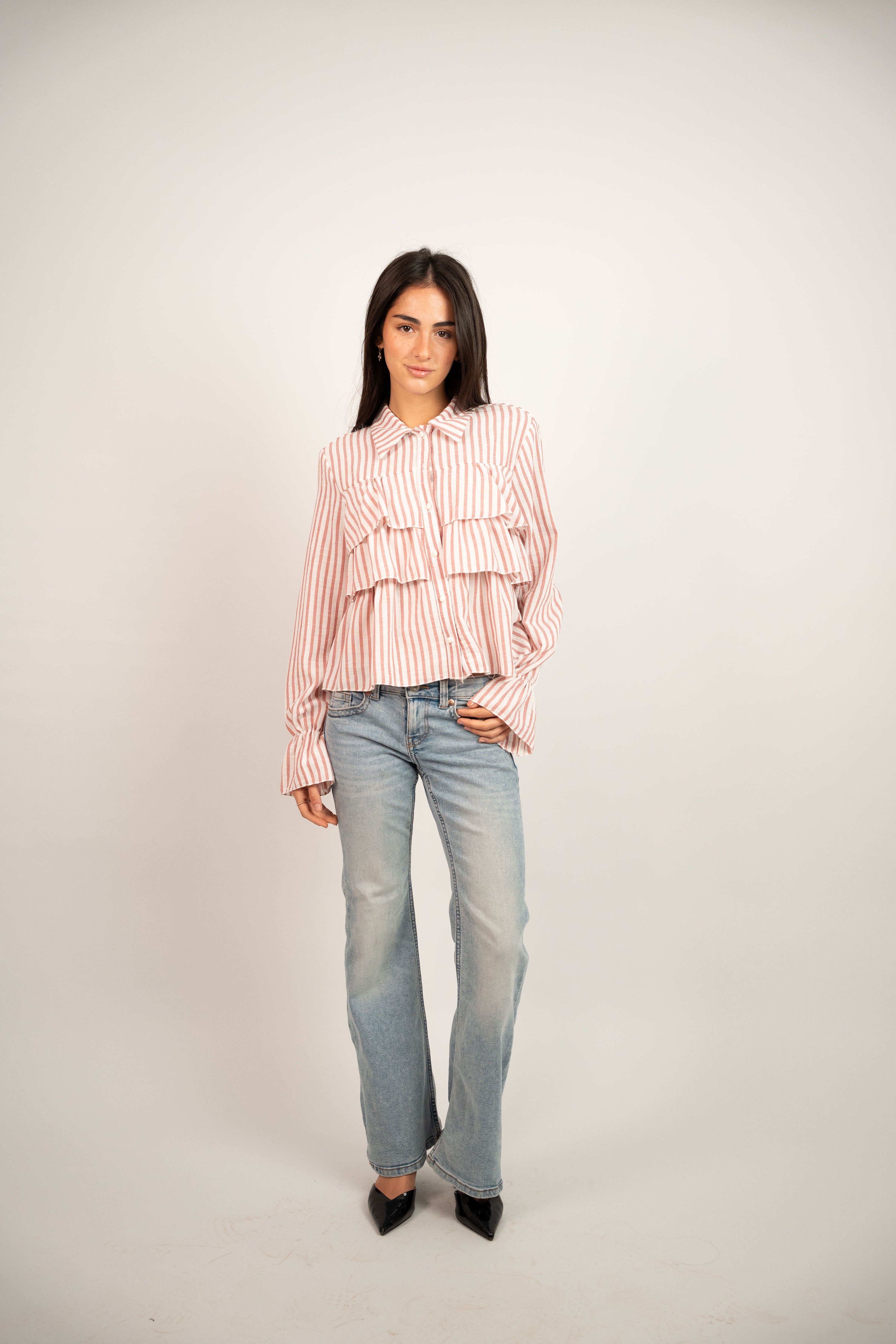 RUFFLED STRIPED BLOUSE
