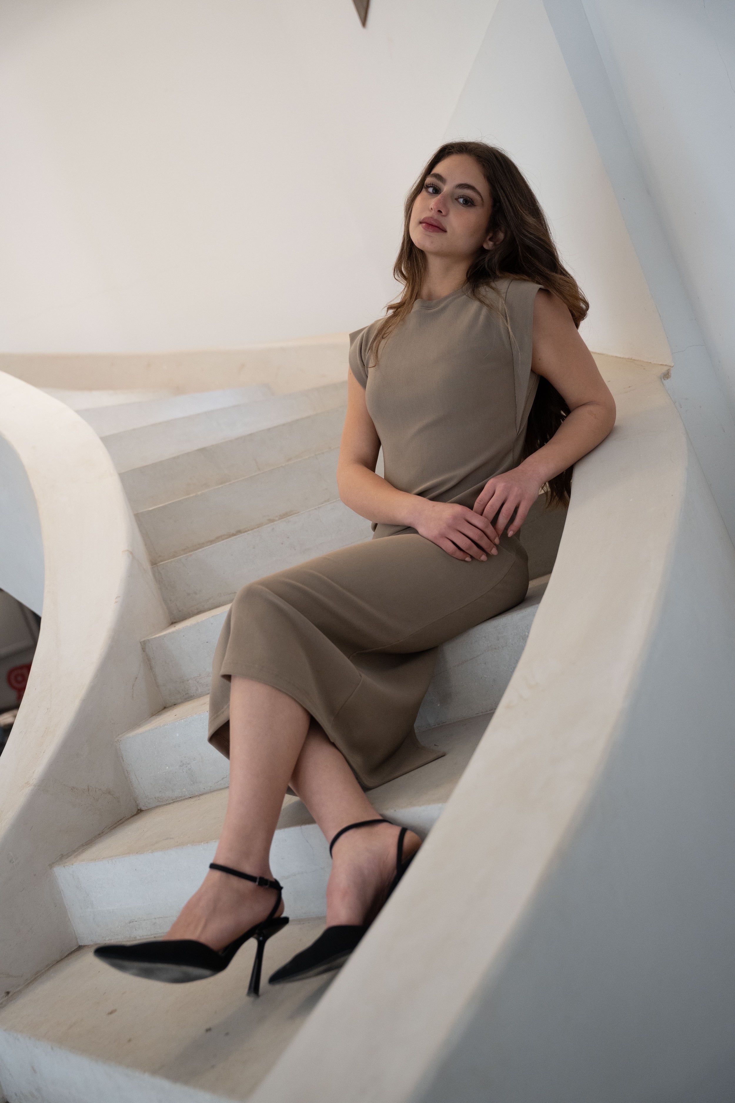 RIBBED MIDI DRESS