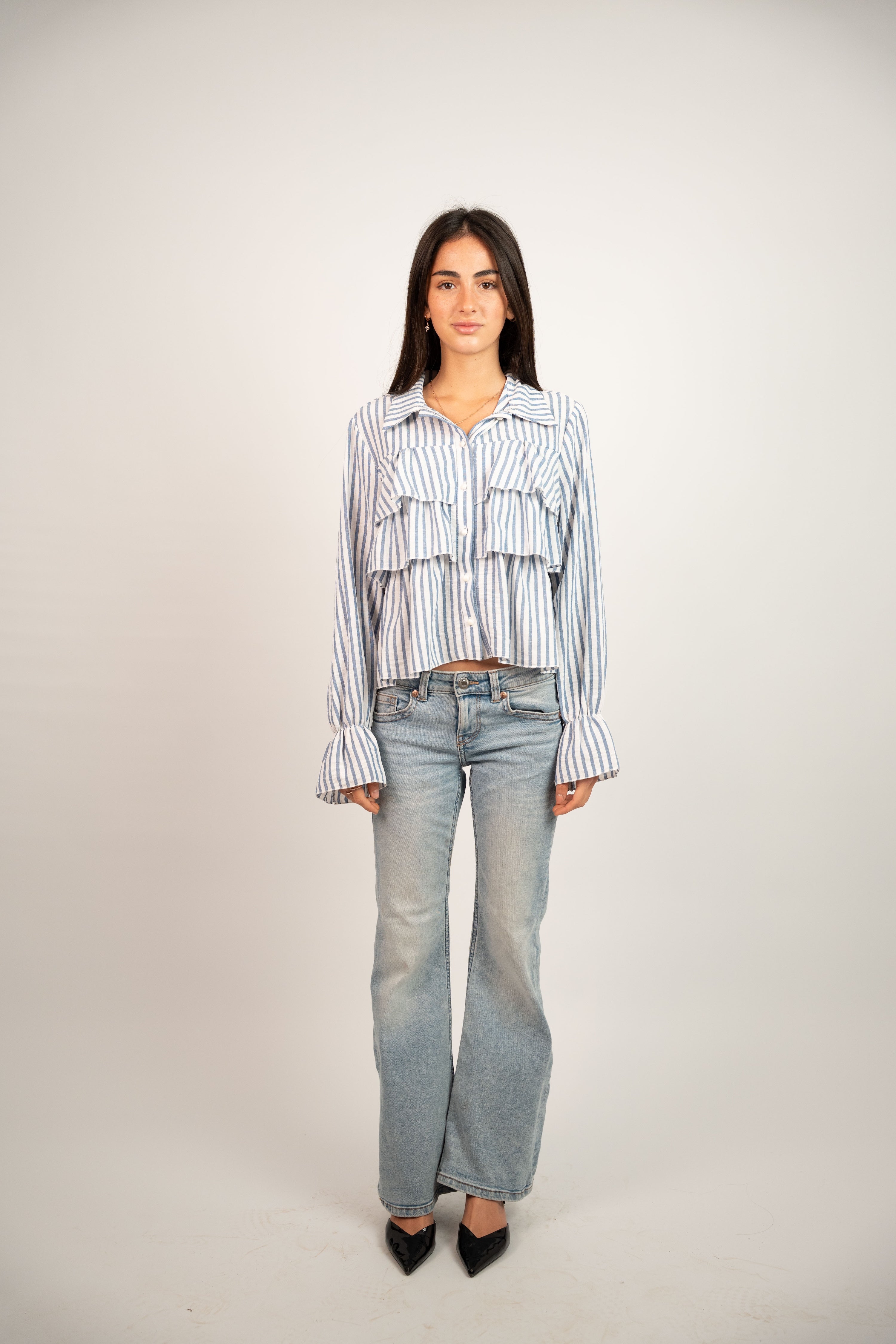 RUFFLED STRIPED BLOUSE
