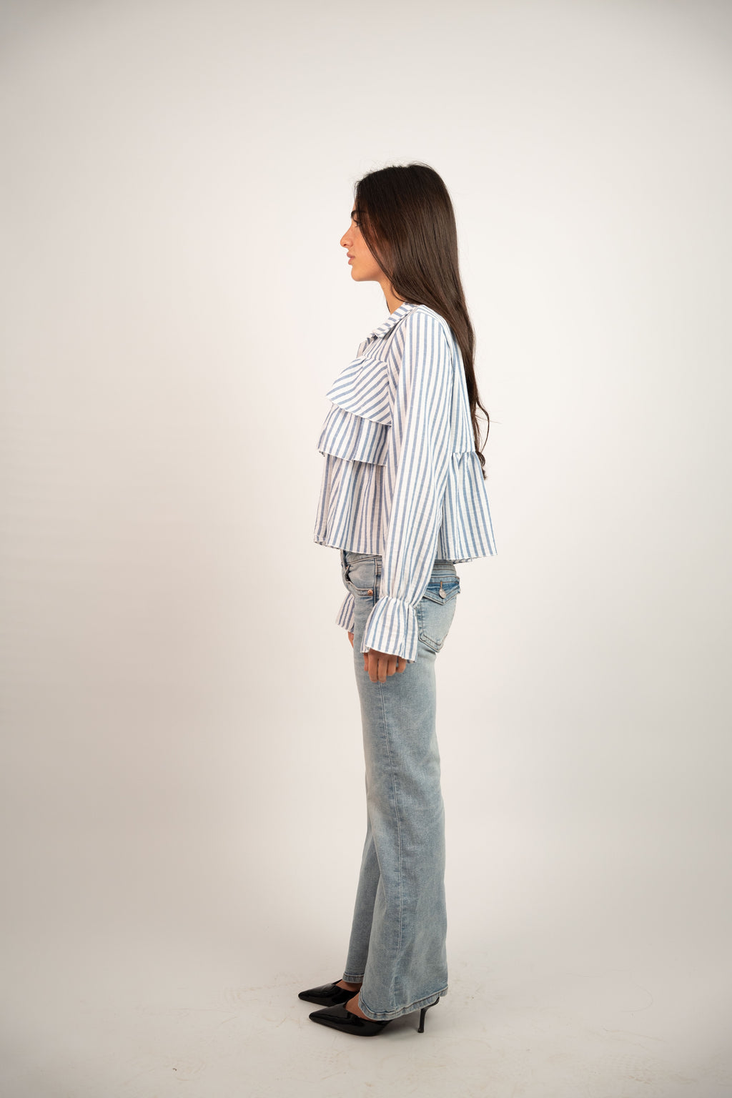 RUFFLED STRIPED BLOUSE