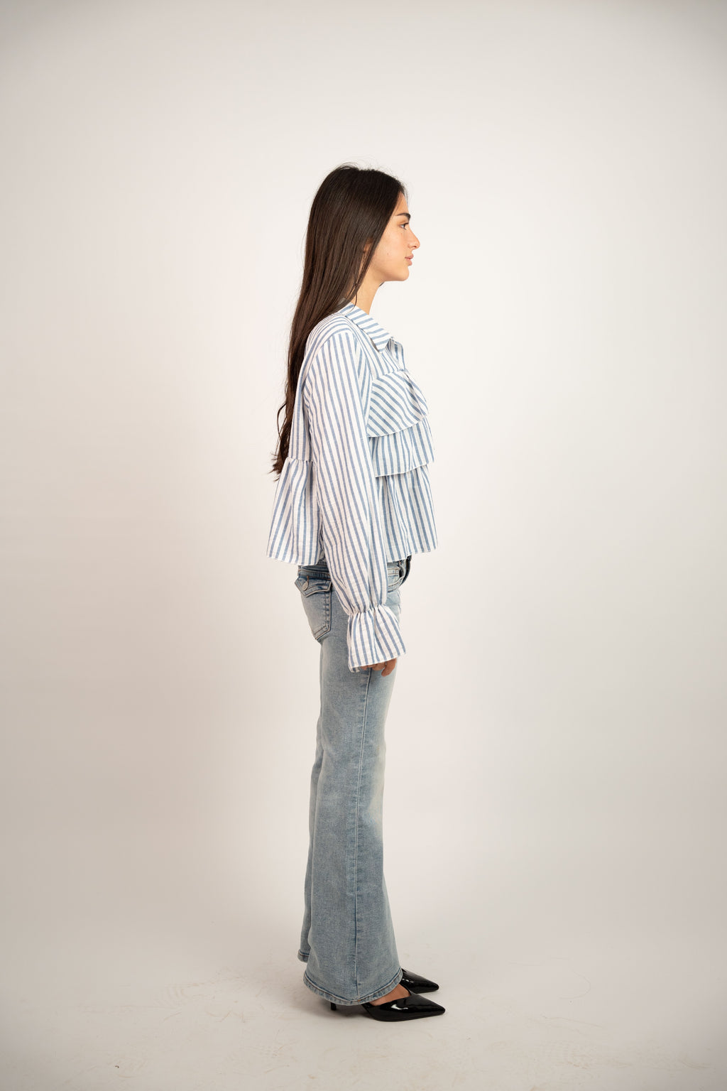 RUFFLED STRIPED BLOUSE