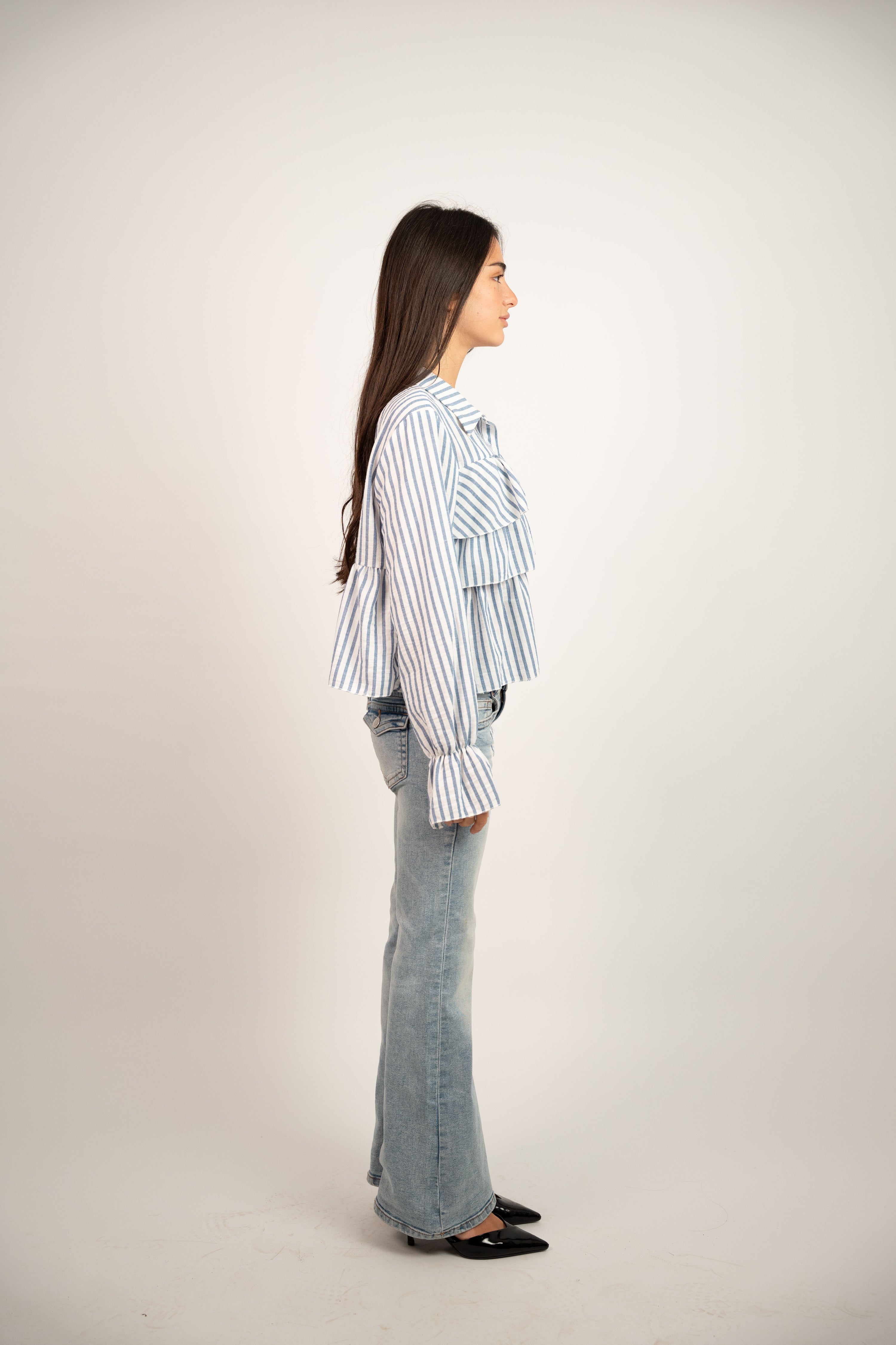 RUFFLED STRIPED BLOUSE