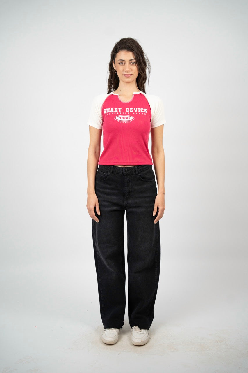 SMART DEVICE RAGLAN TEE