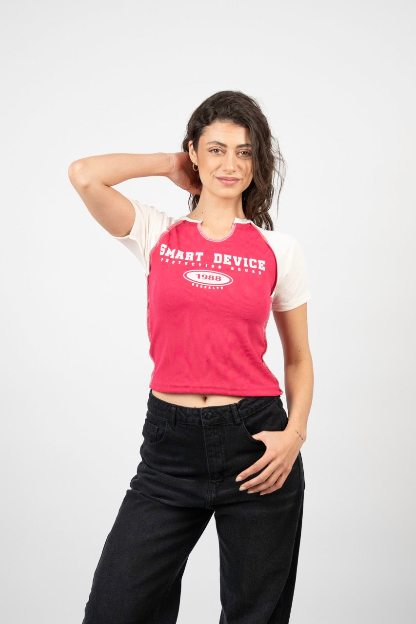 SMART DEVICE RAGLAN TEE