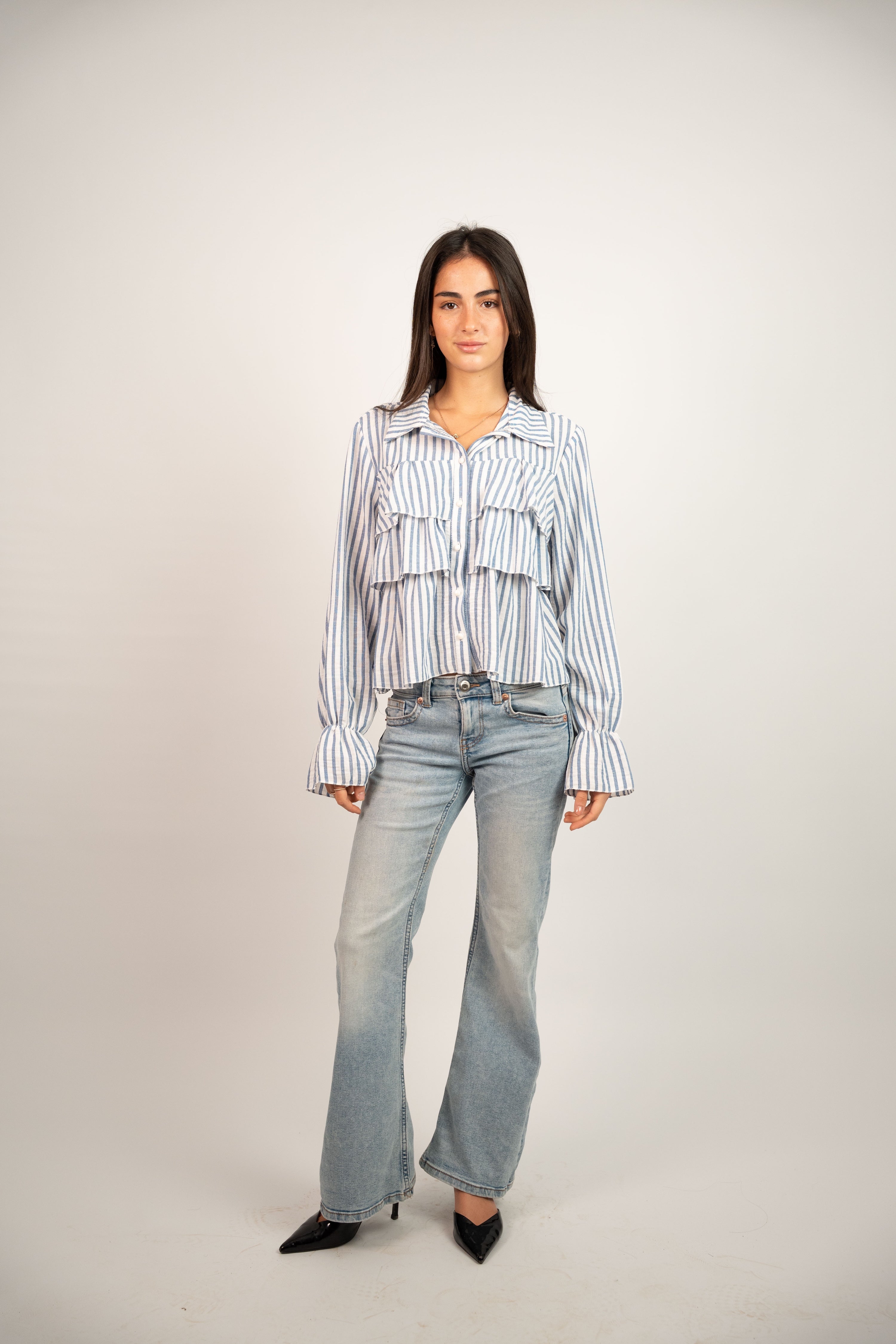 RUFFLED STRIPED BLOUSE