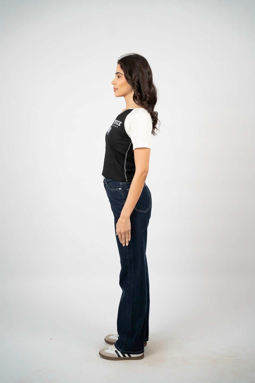 SMART DEVICE RAGLAN TEE