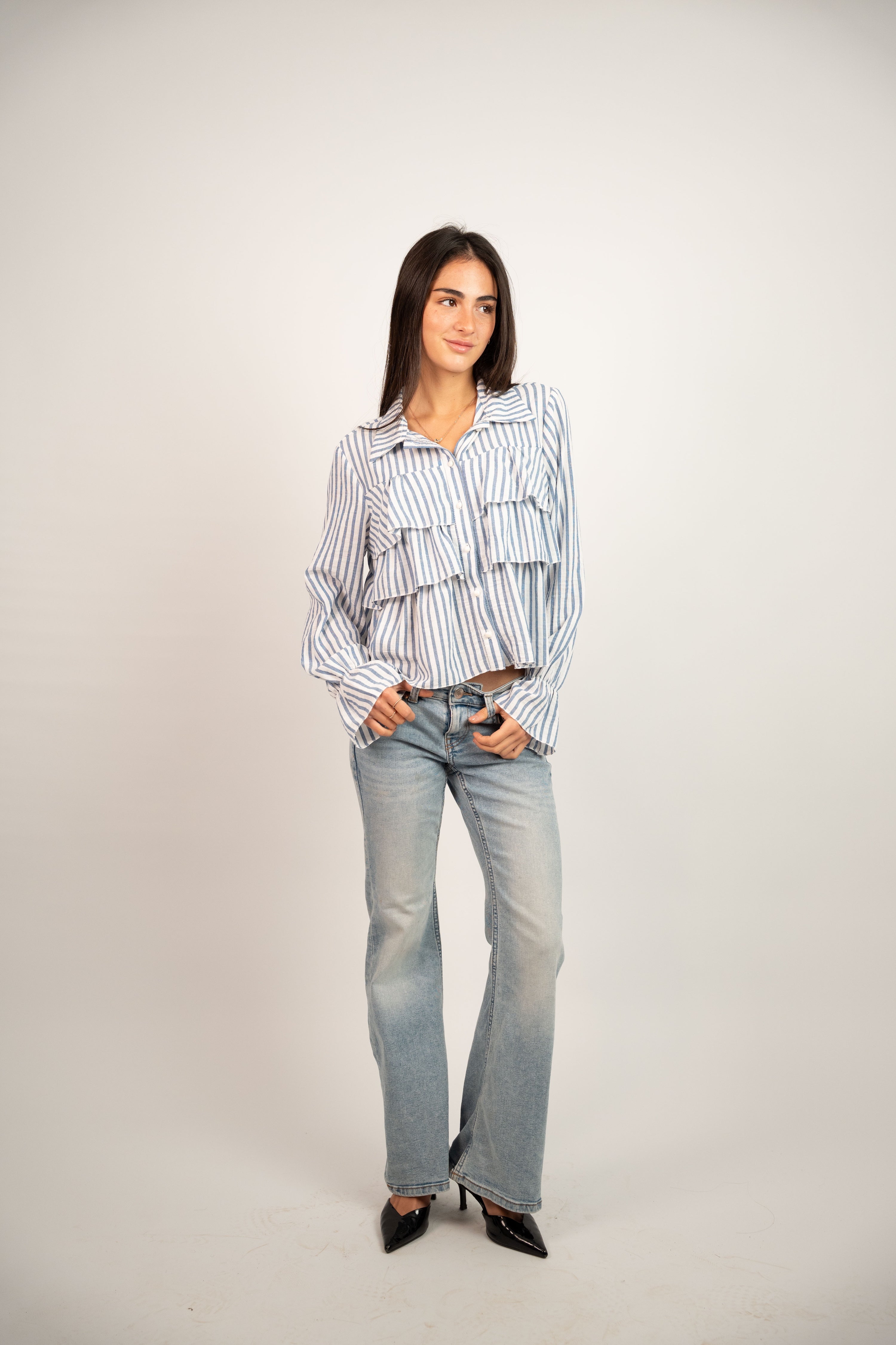 RUFFLED STRIPED BLOUSE