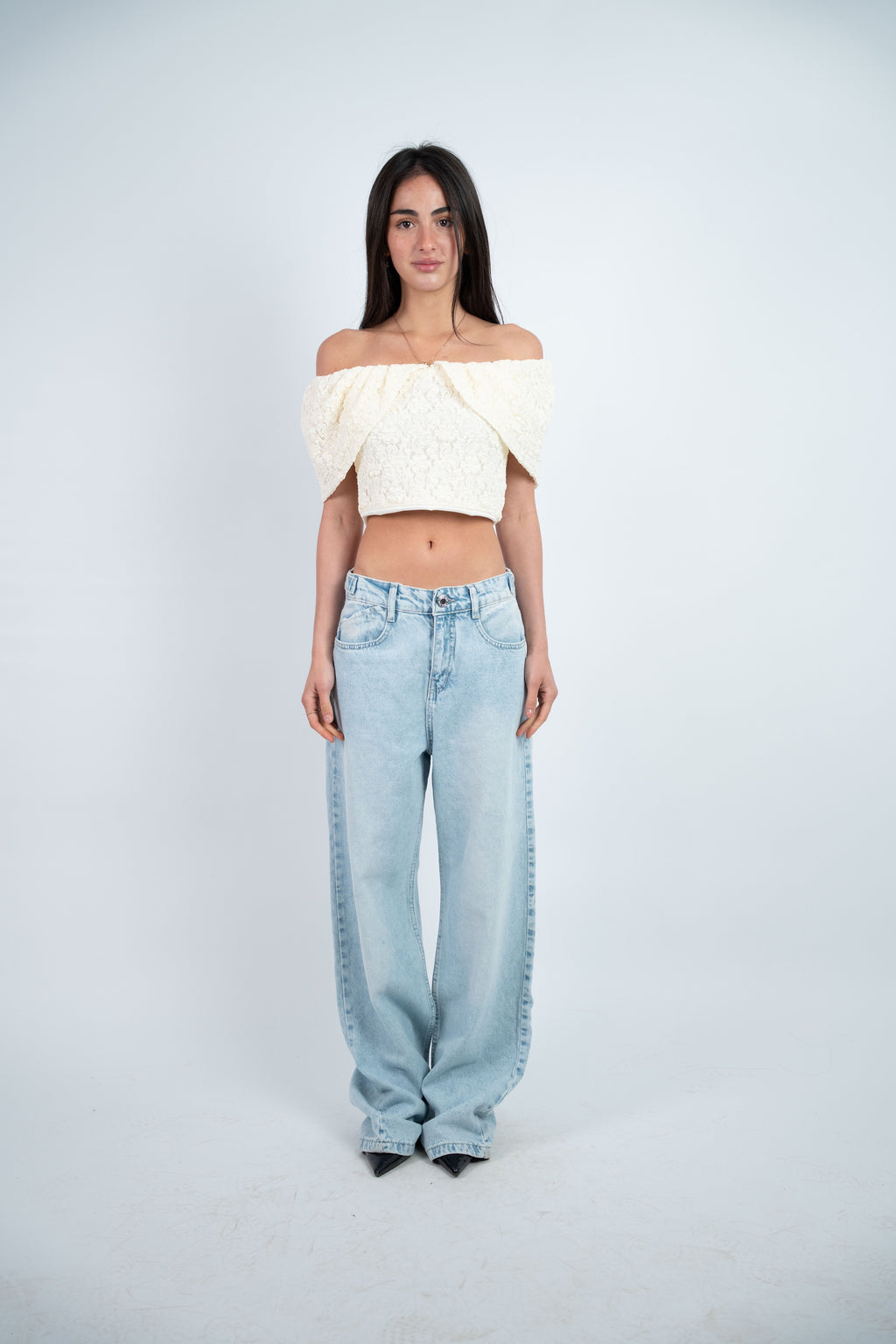 OFF SHOULDER CROPPED TOP