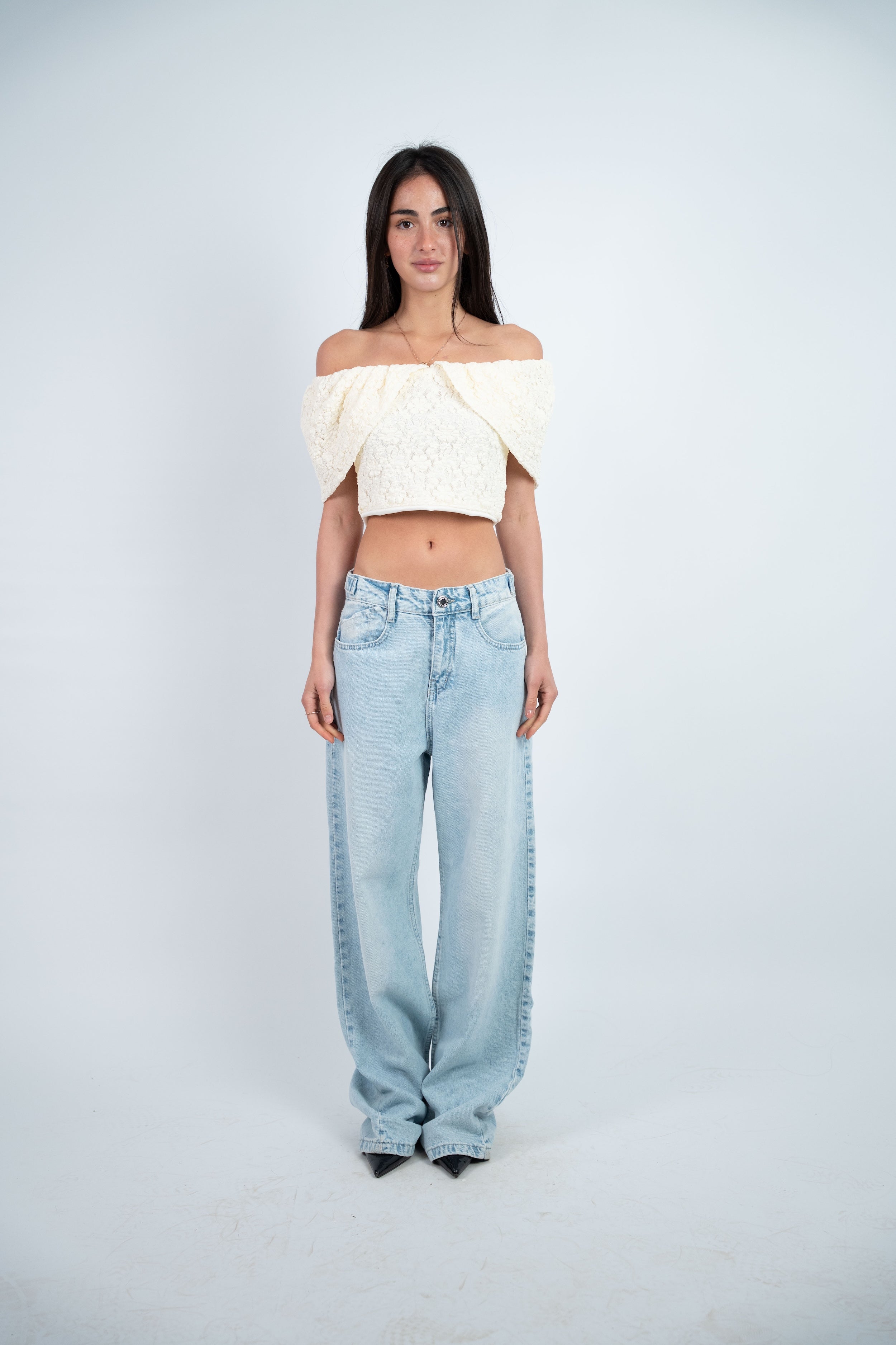 OFF SHOULDER CROPPED TOP