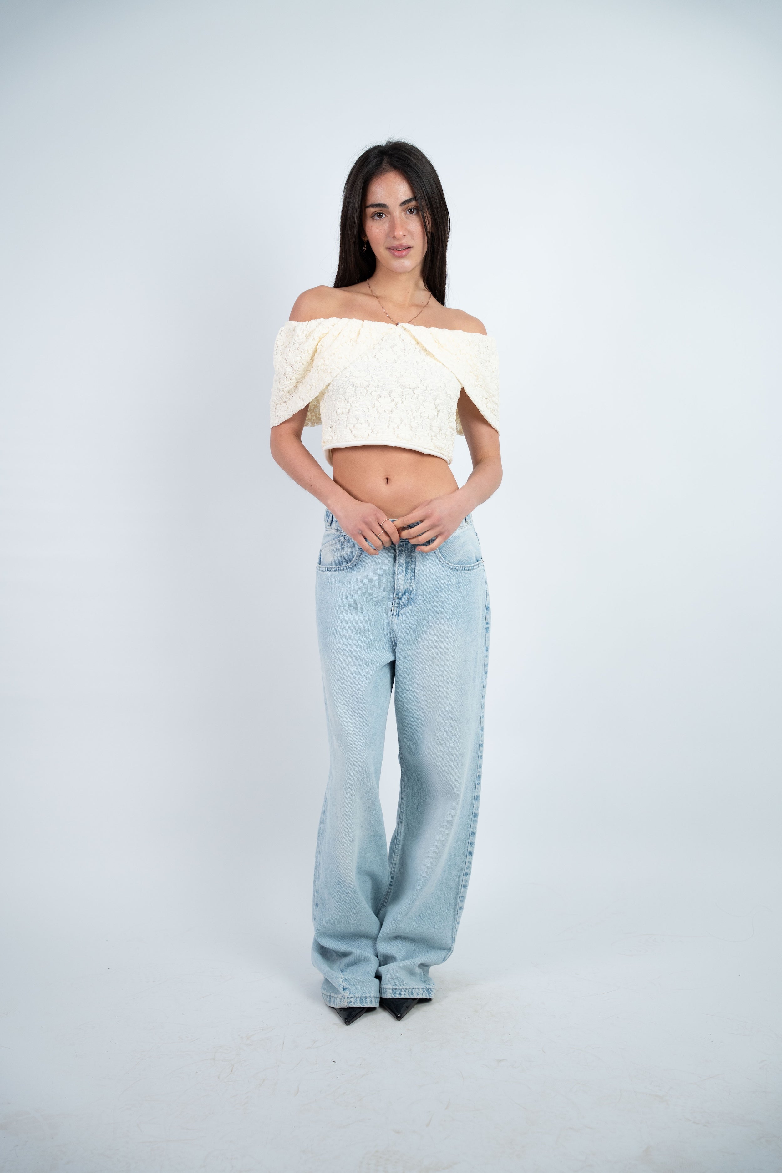 OFF SHOULDER CROPPED TOP