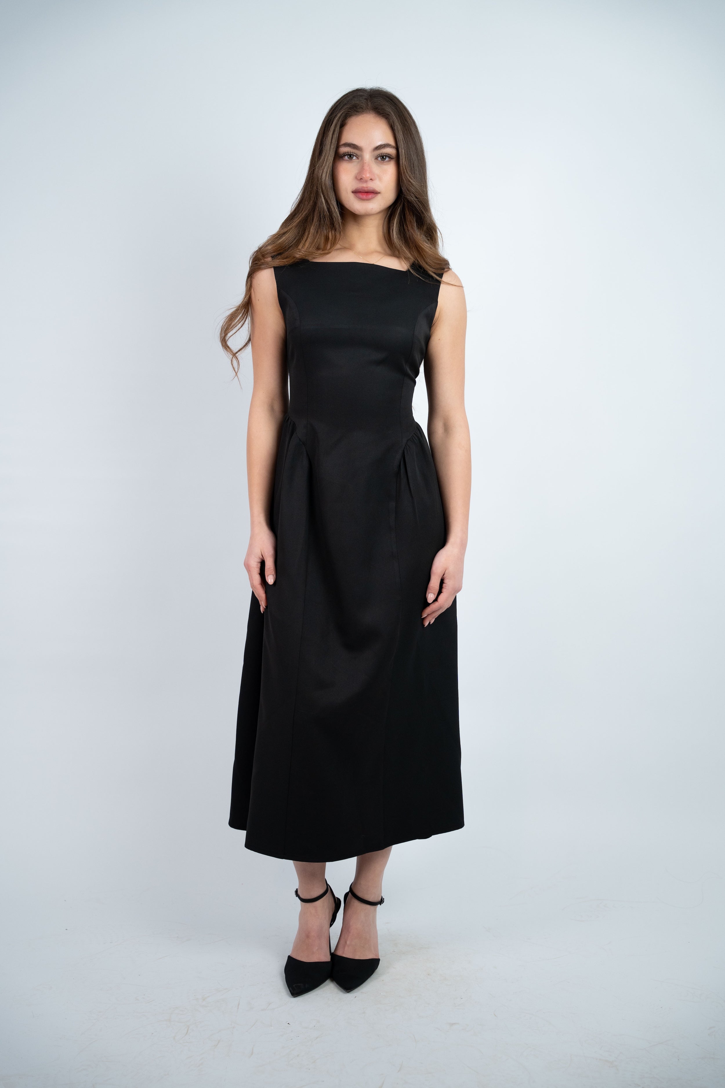 SLEEVELESS MIDI DRESS