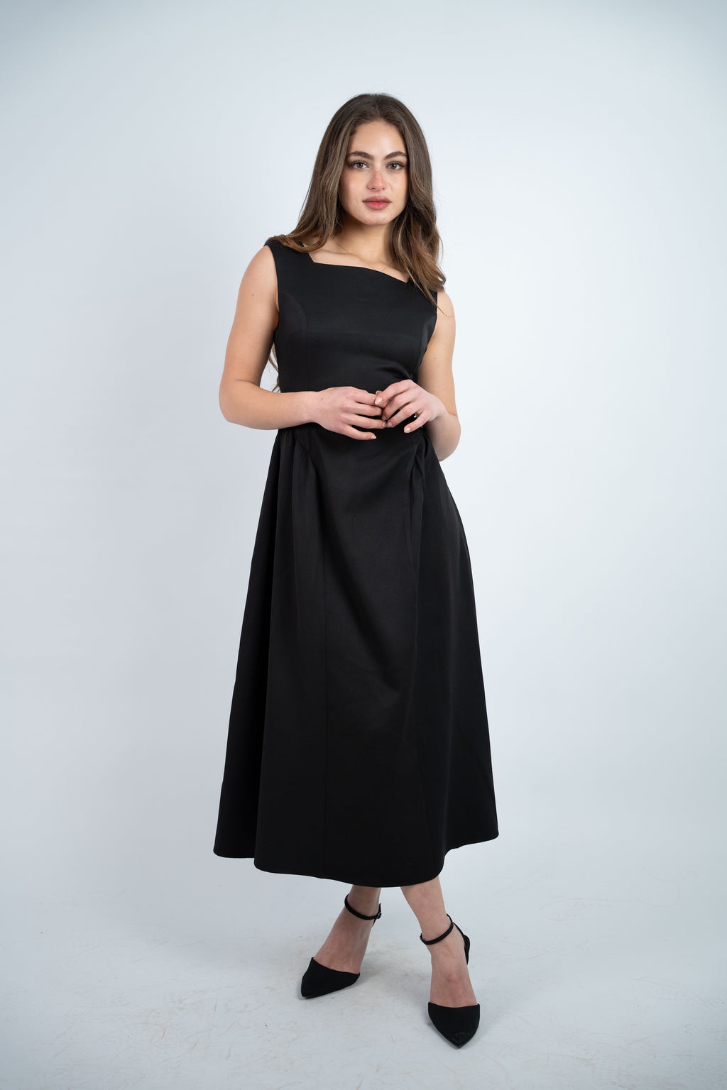 SLEEVELESS MIDI DRESS