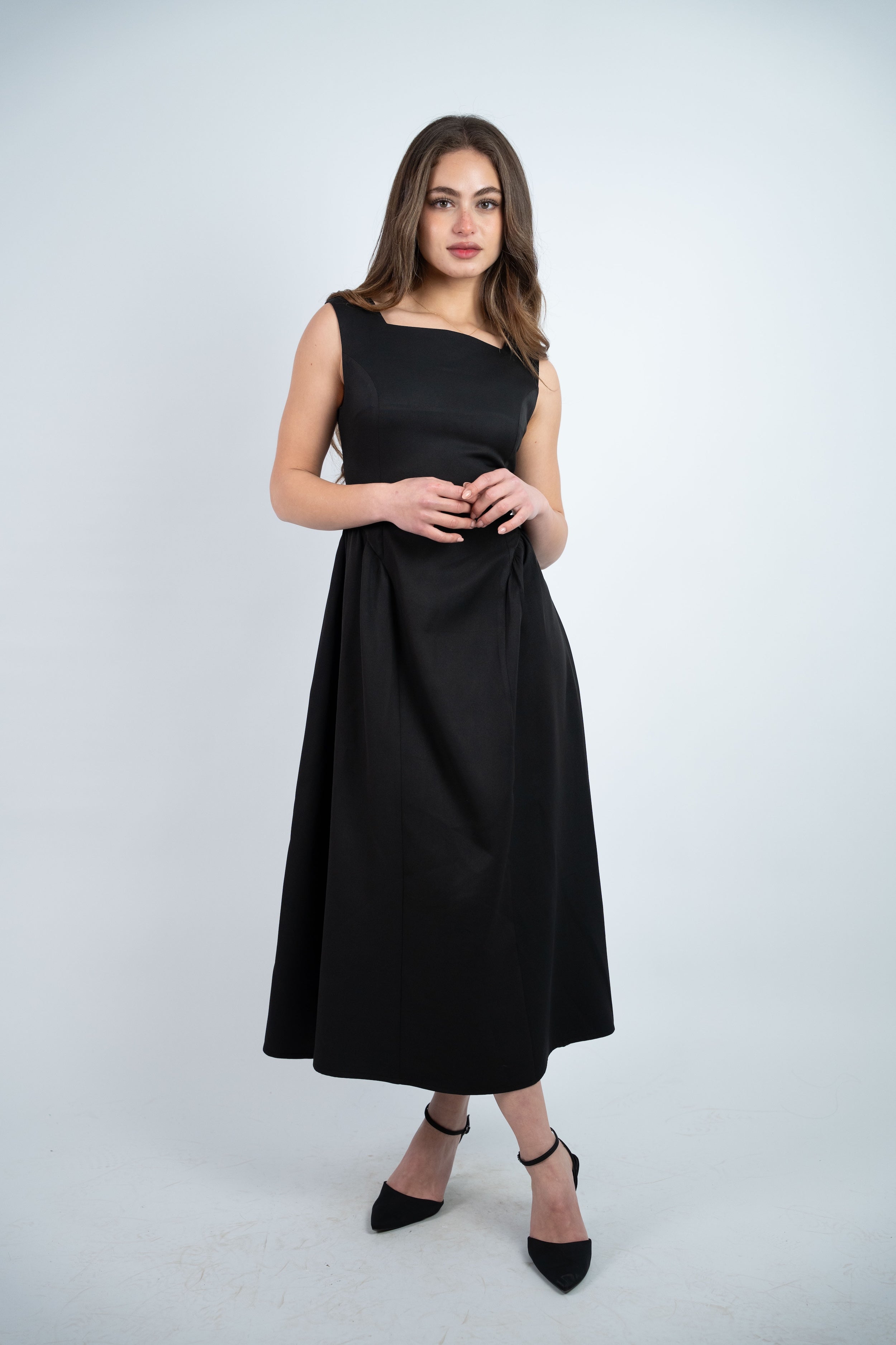 SLEEVELESS MIDI DRESS