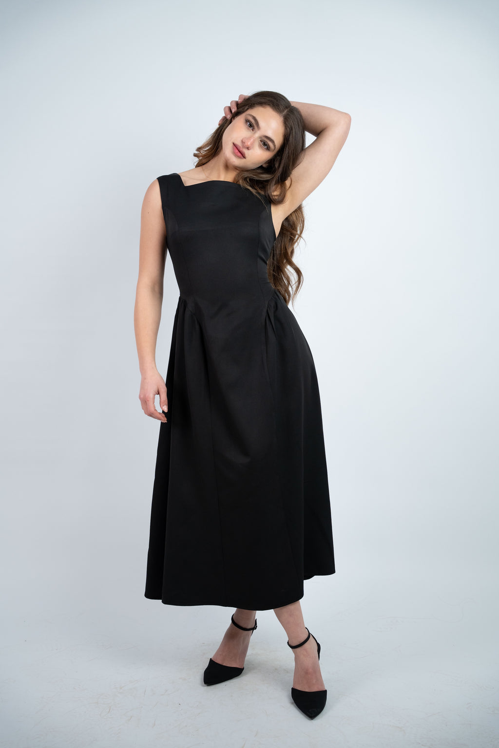 SLEEVELESS MIDI DRESS