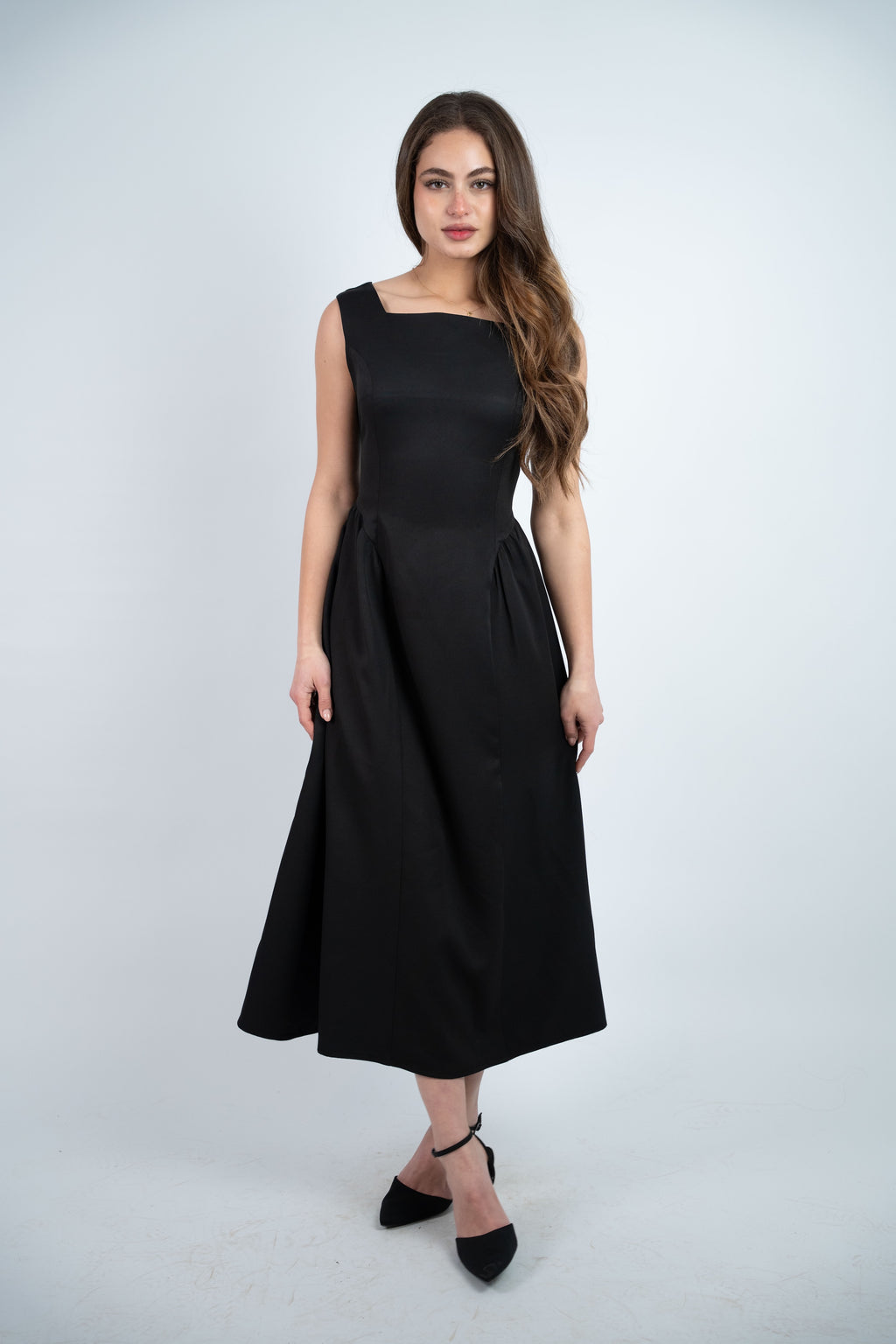 SLEEVELESS MIDI DRESS