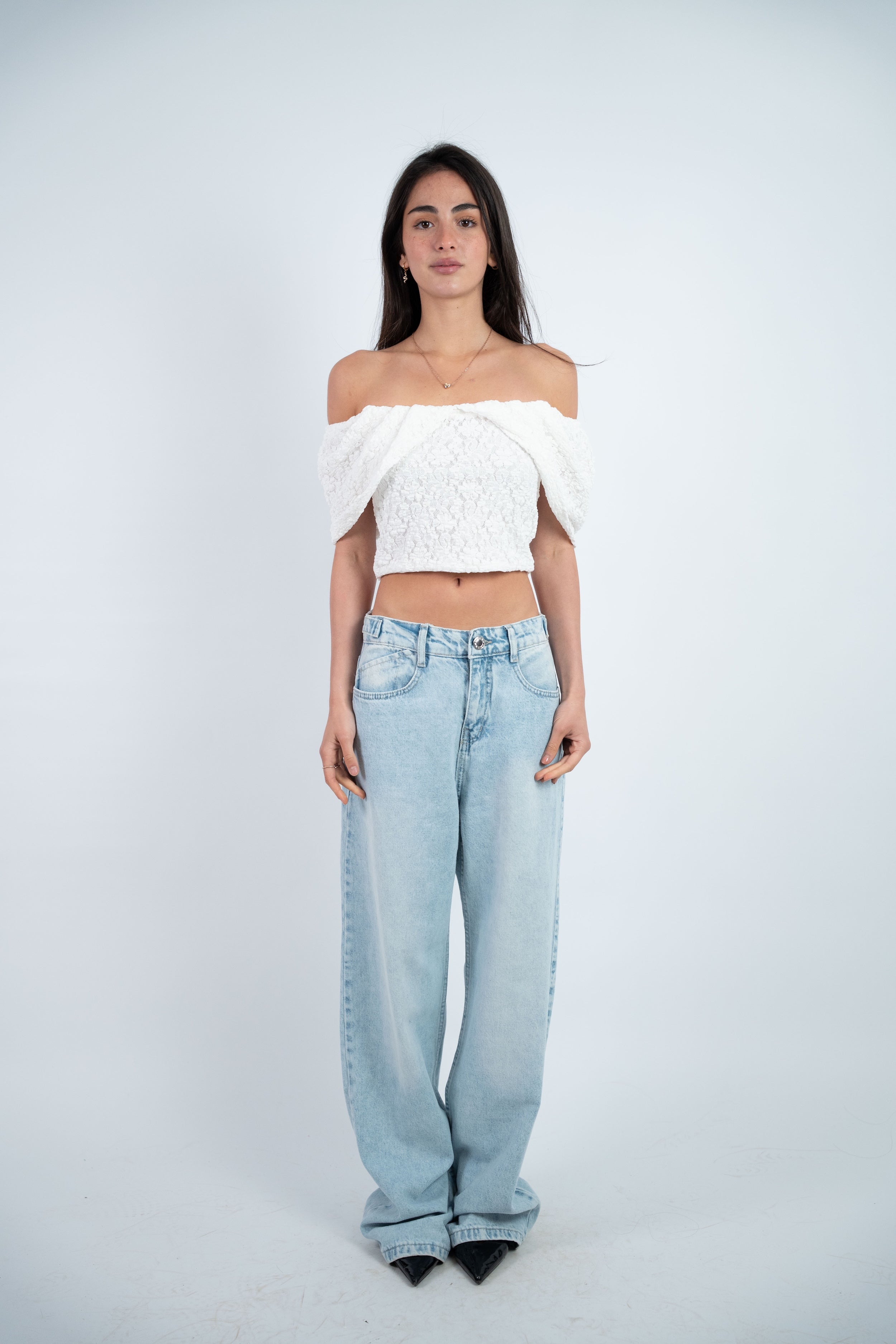 OFF SHOULDER CROPPED TOP
