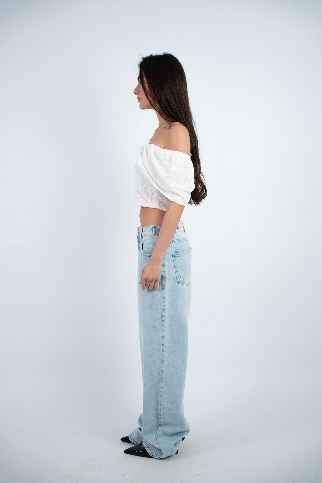 OFF SHOULDER CROPPED TOP