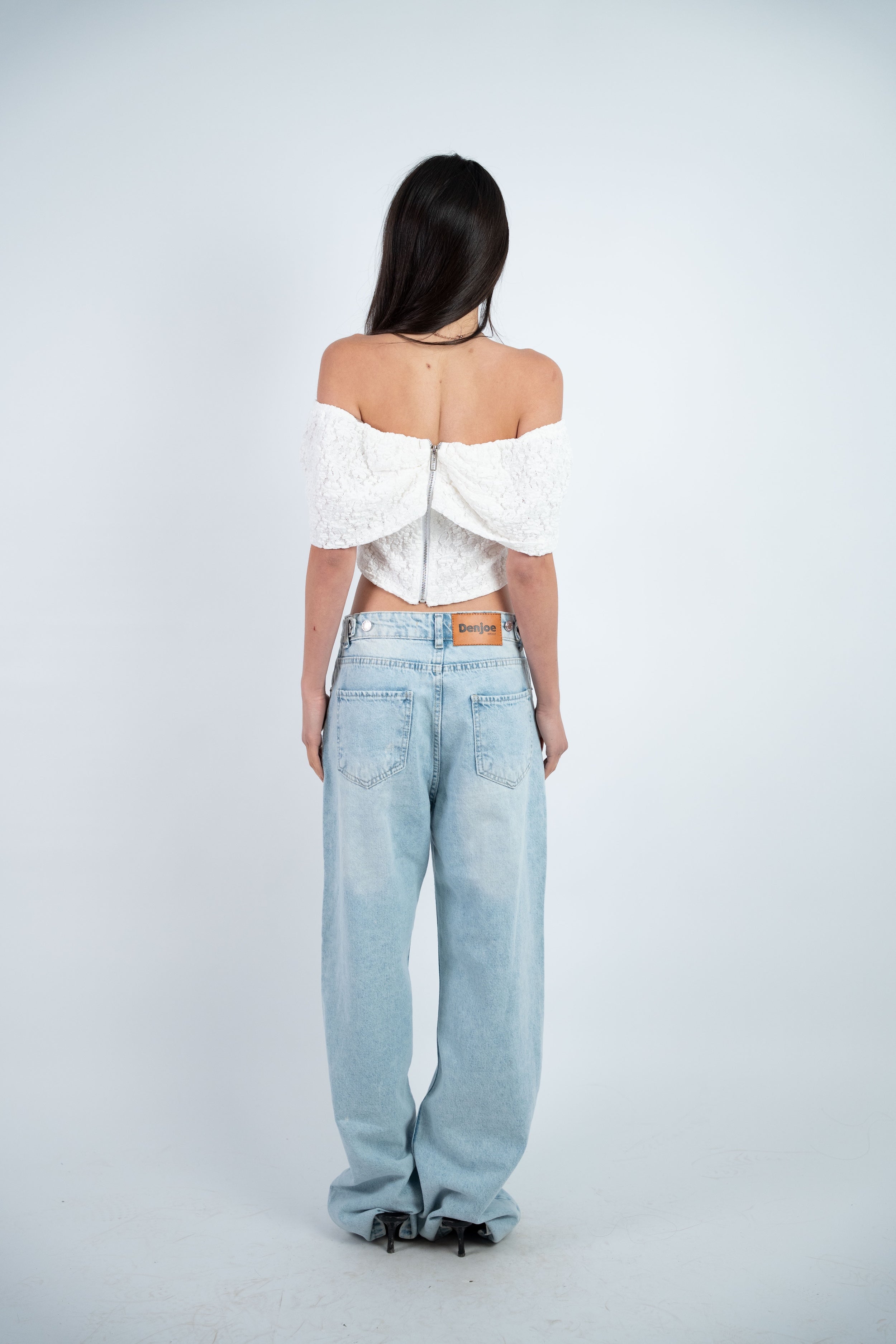OFF SHOULDER CROPPED TOP