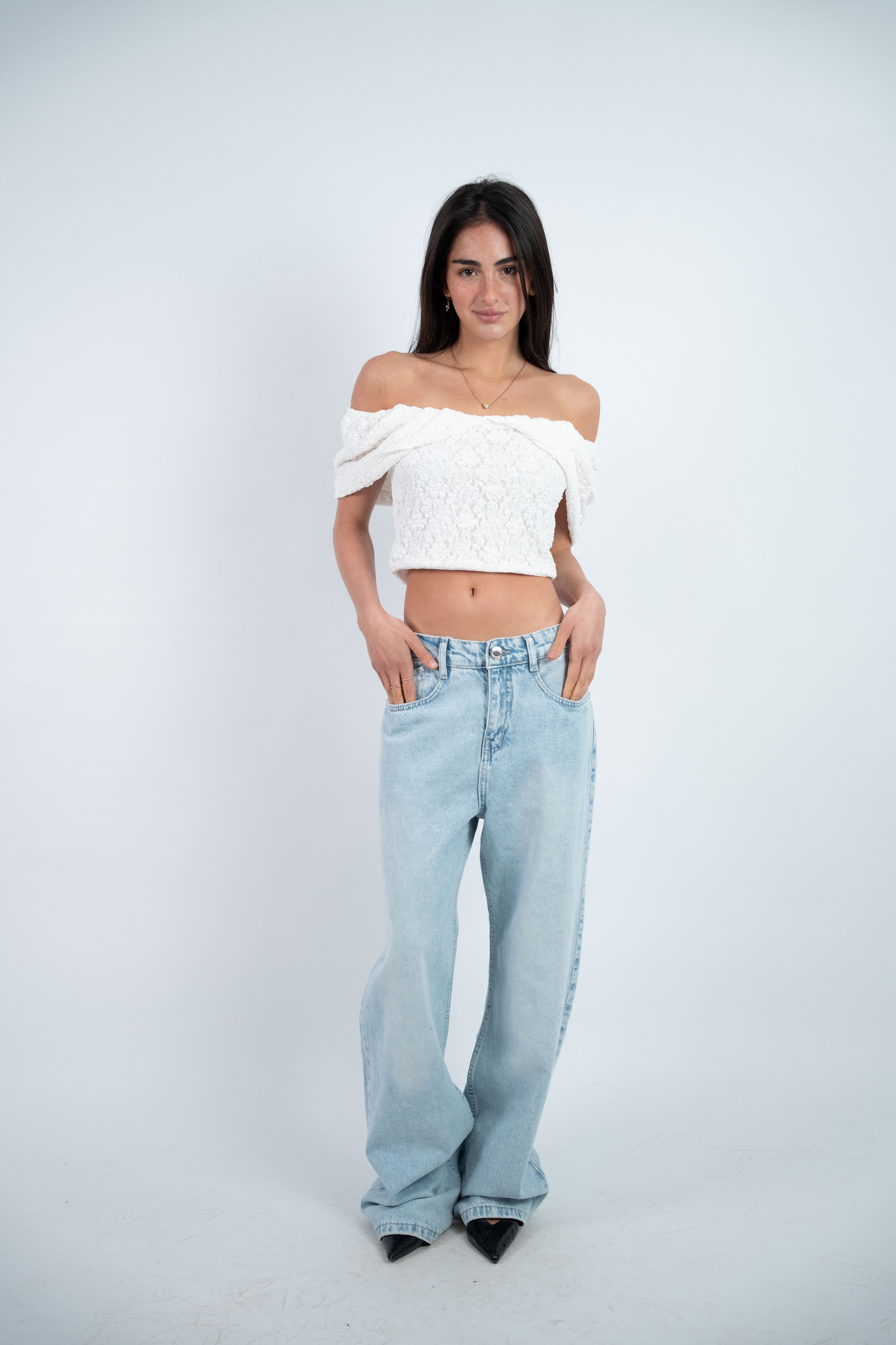 OFF SHOULDER CROPPED TOP