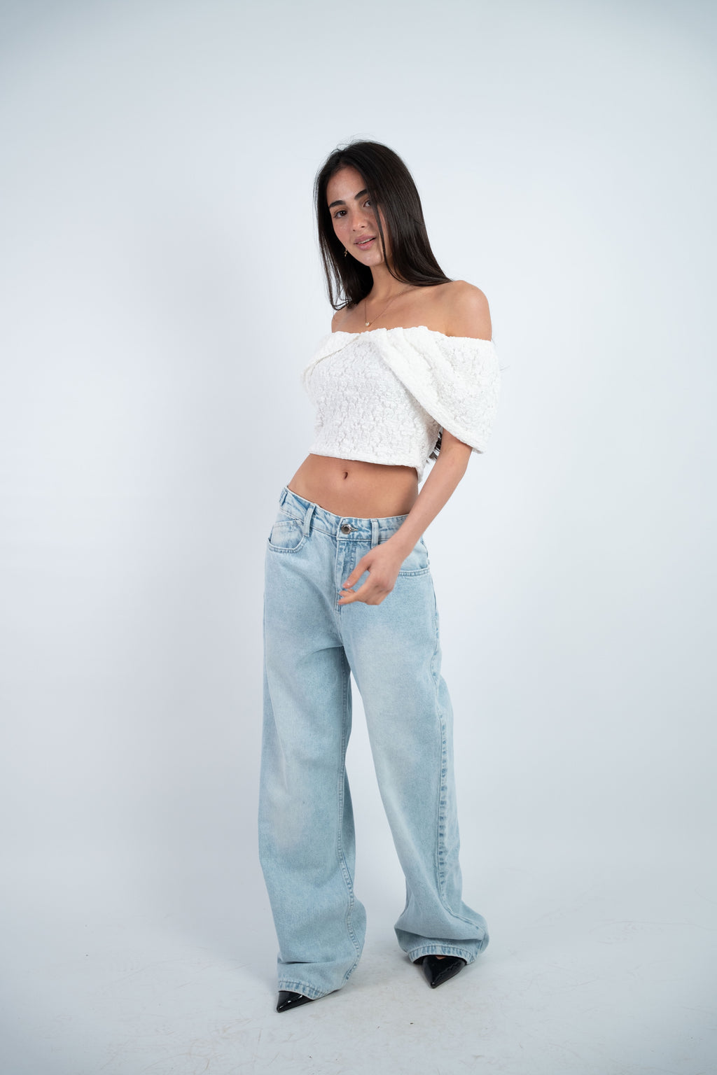 OFF SHOULDER CROPPED TOP
