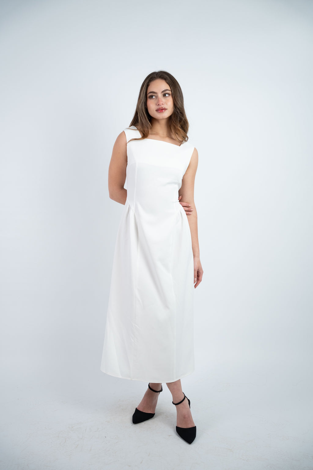 SLEEVELESS MIDI DRESS