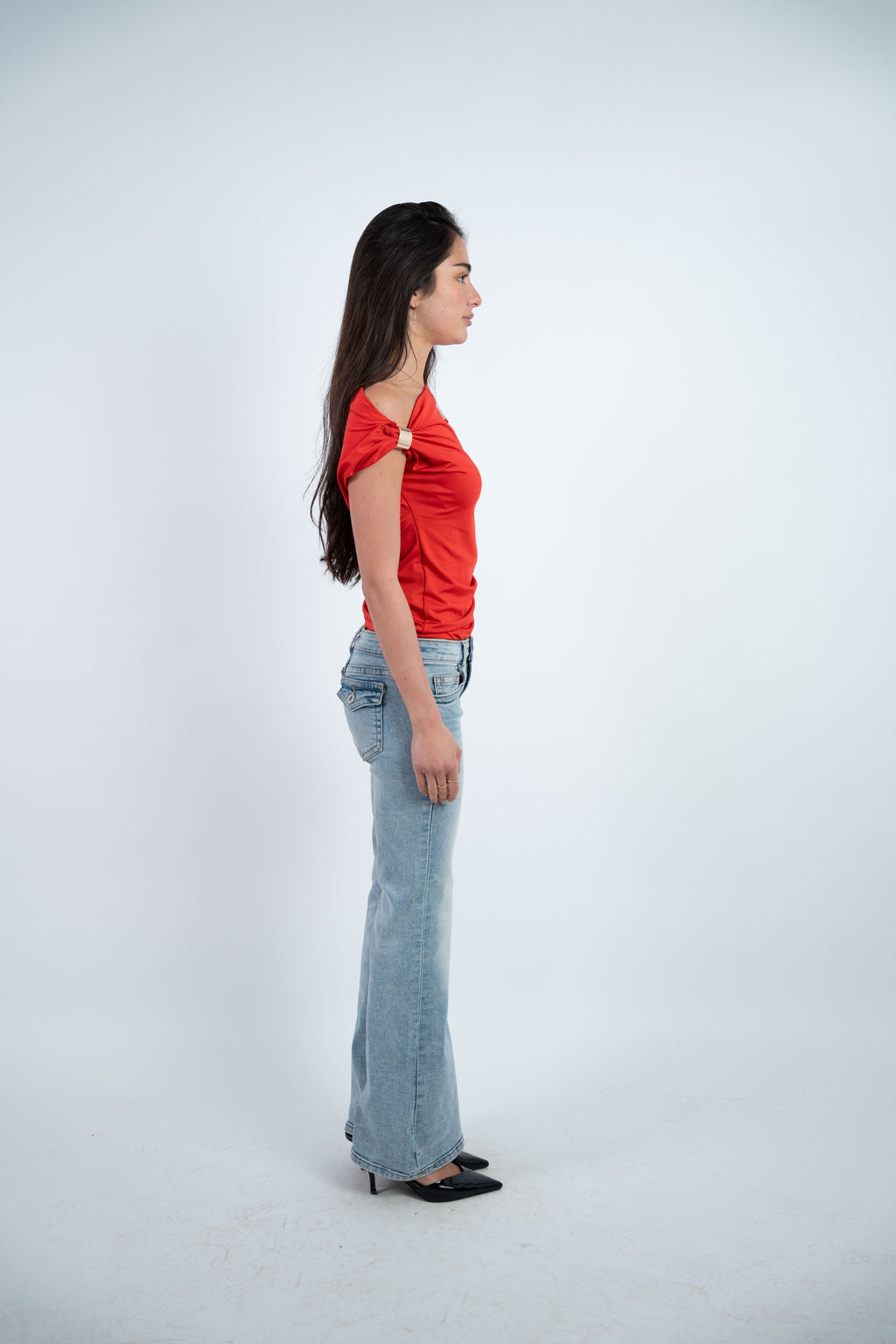 ASYMMETRIC ONE SHOULDER TOP