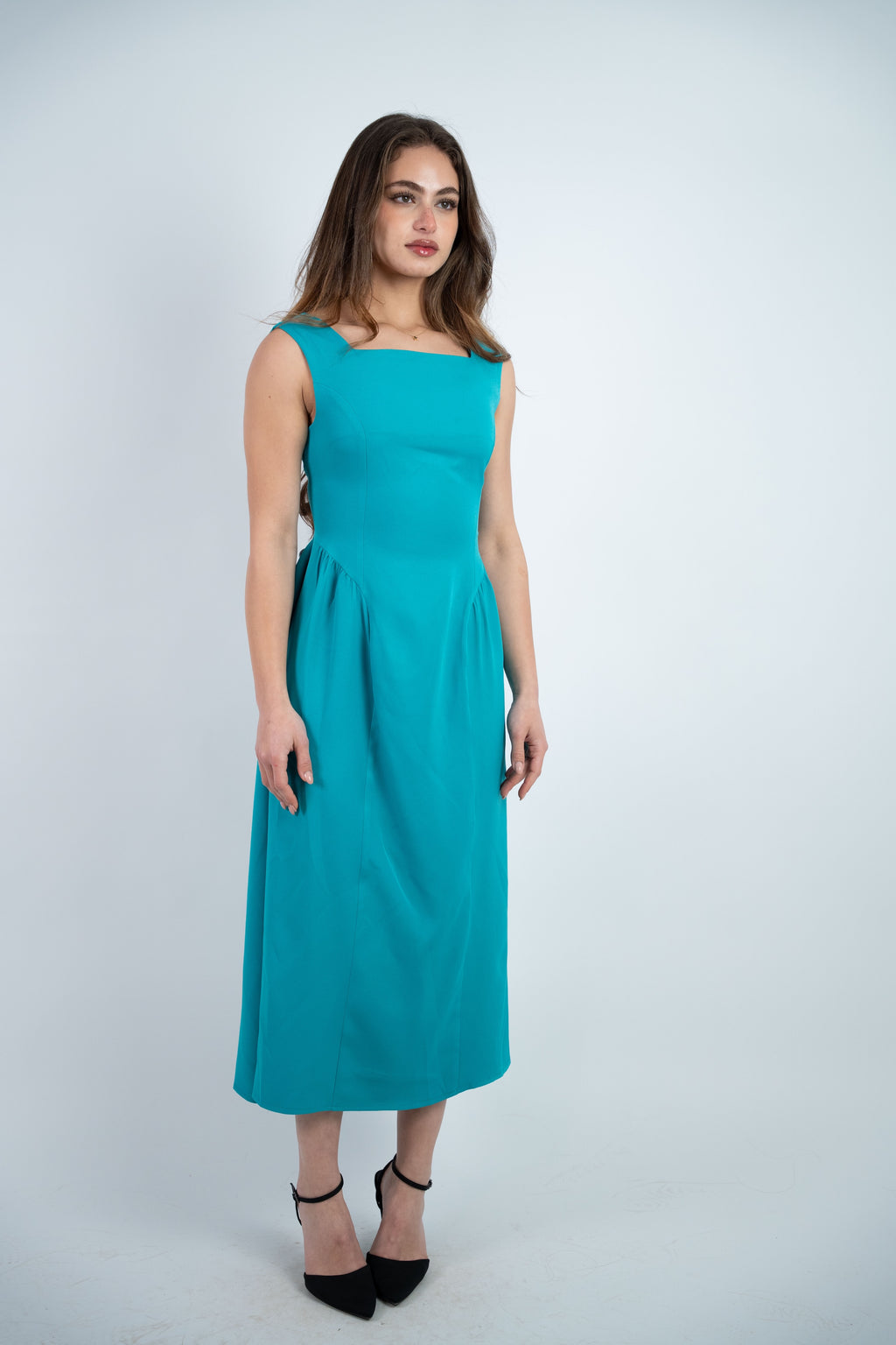 SLEEVELESS MIDI DRESS
