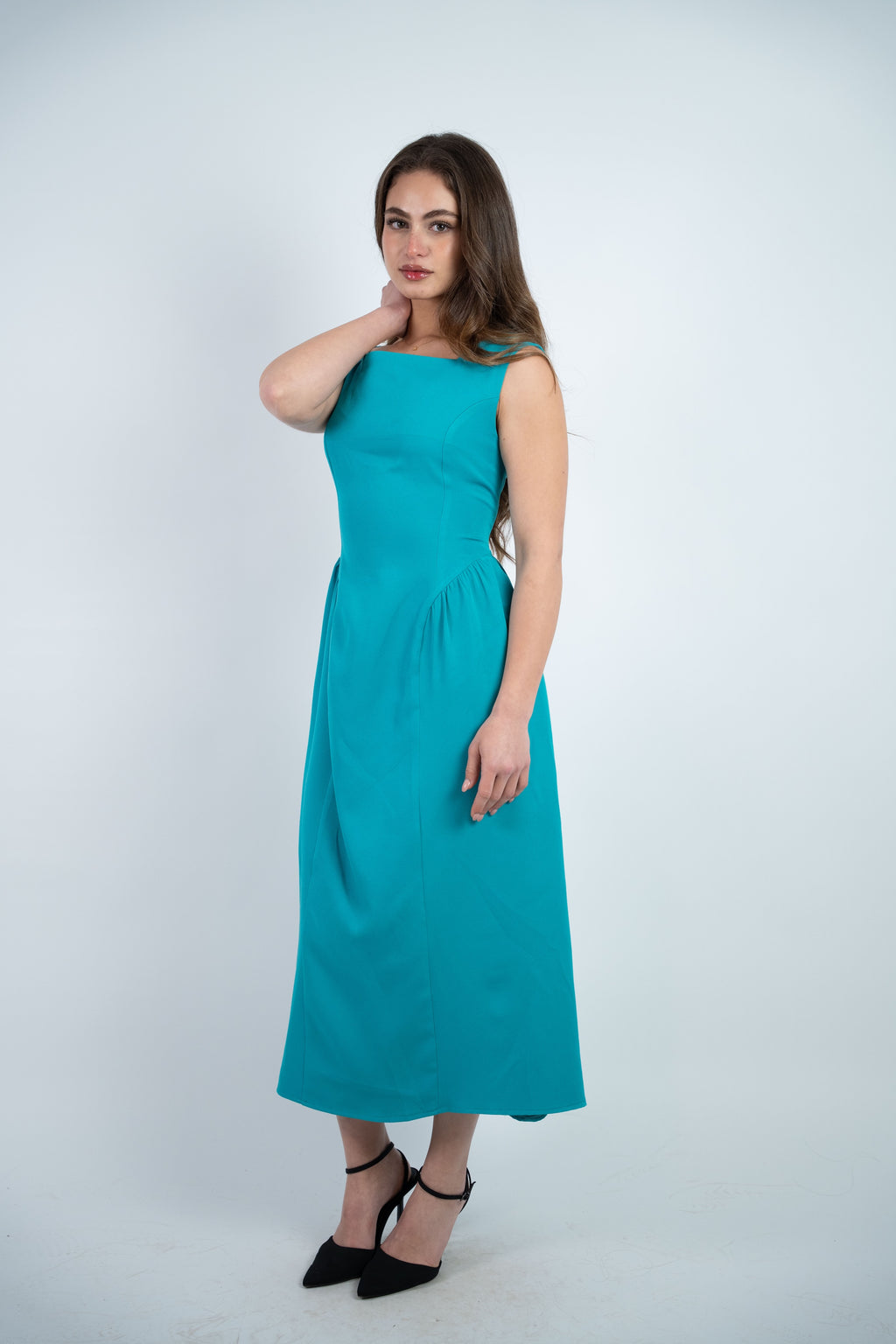 SLEEVELESS MIDI DRESS