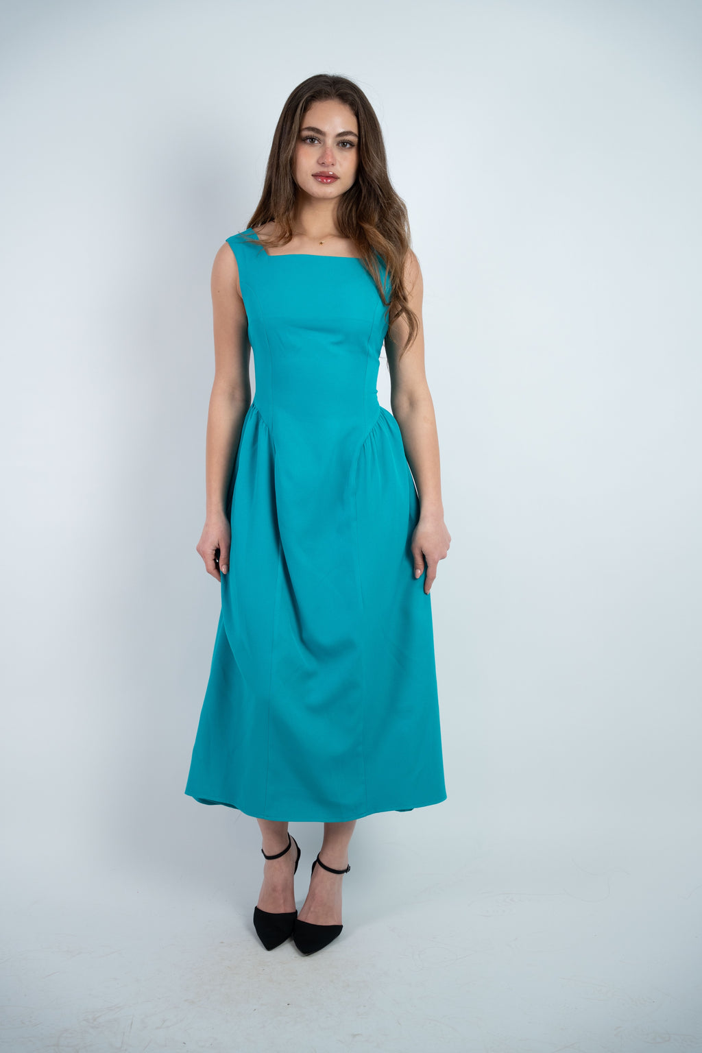 SLEEVELESS MIDI DRESS