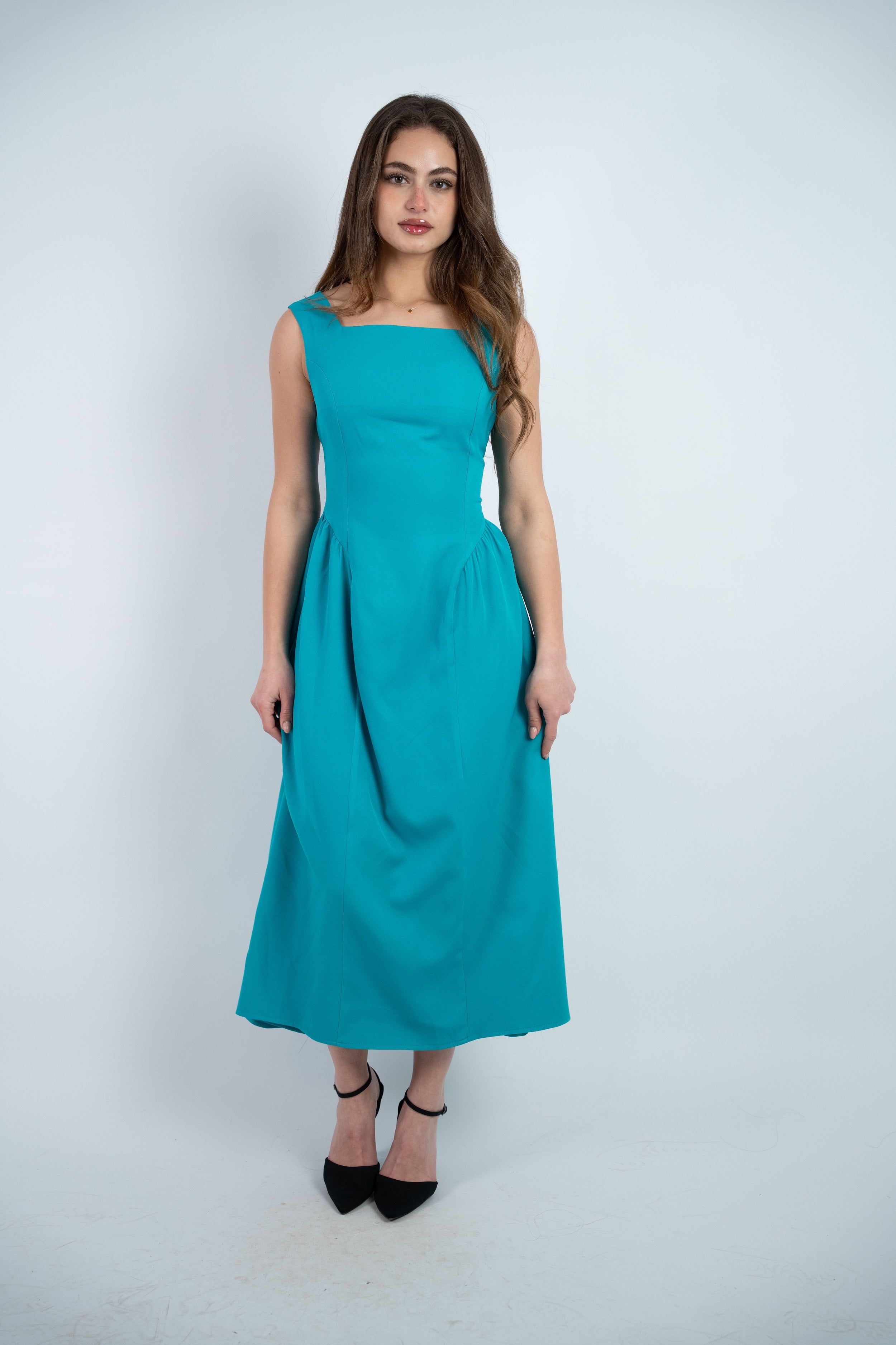 SLEEVELESS MIDI DRESS