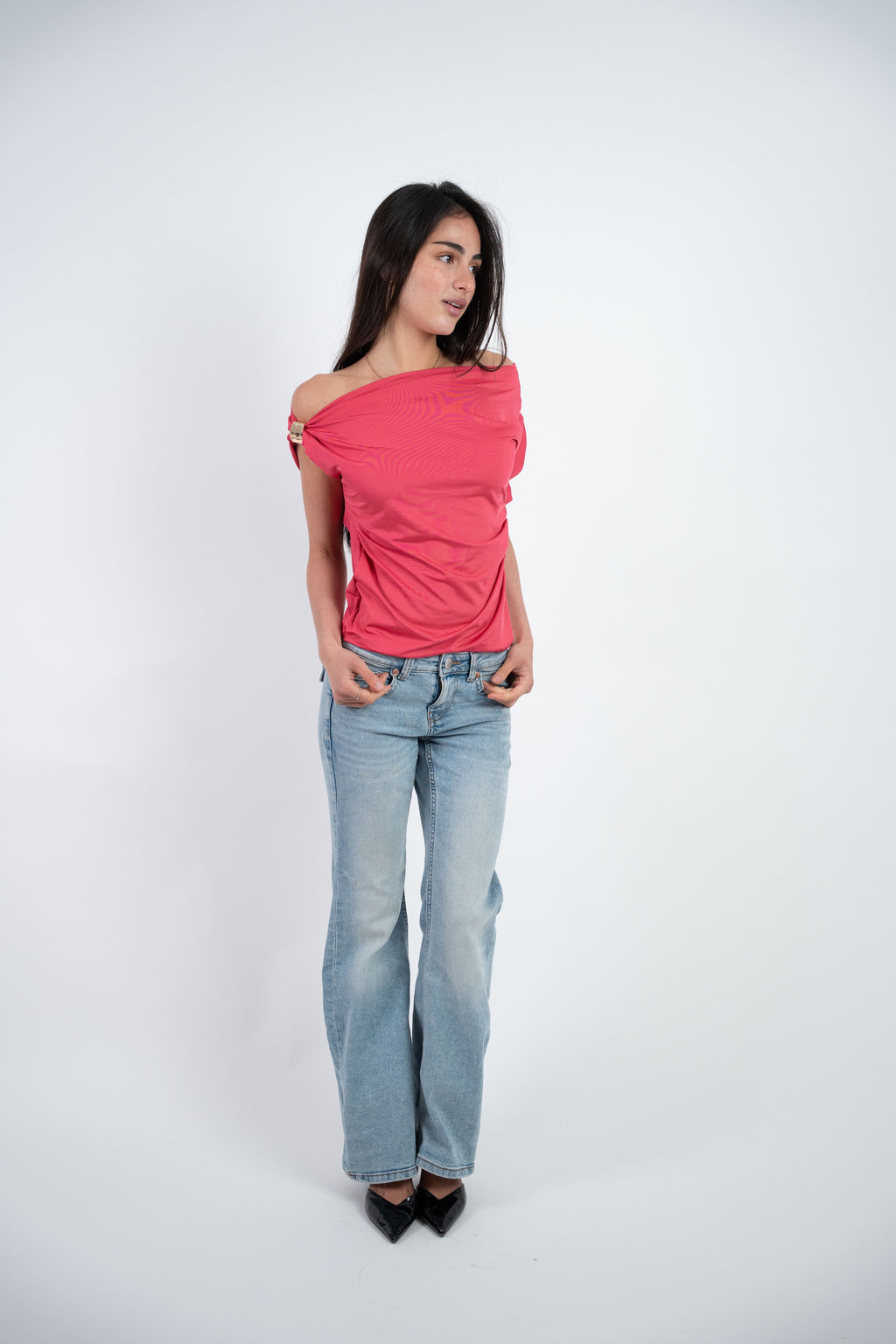ASYMMETRIC ONE SHOULDER TOP