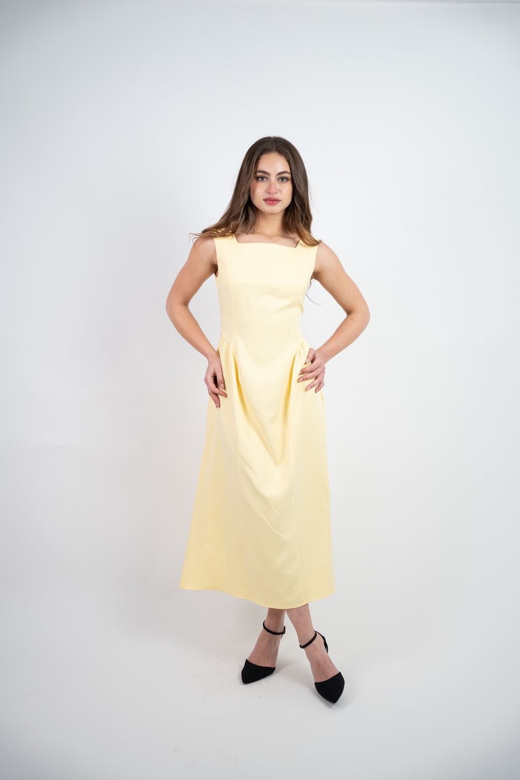 SLEEVELESS MIDI DRESS