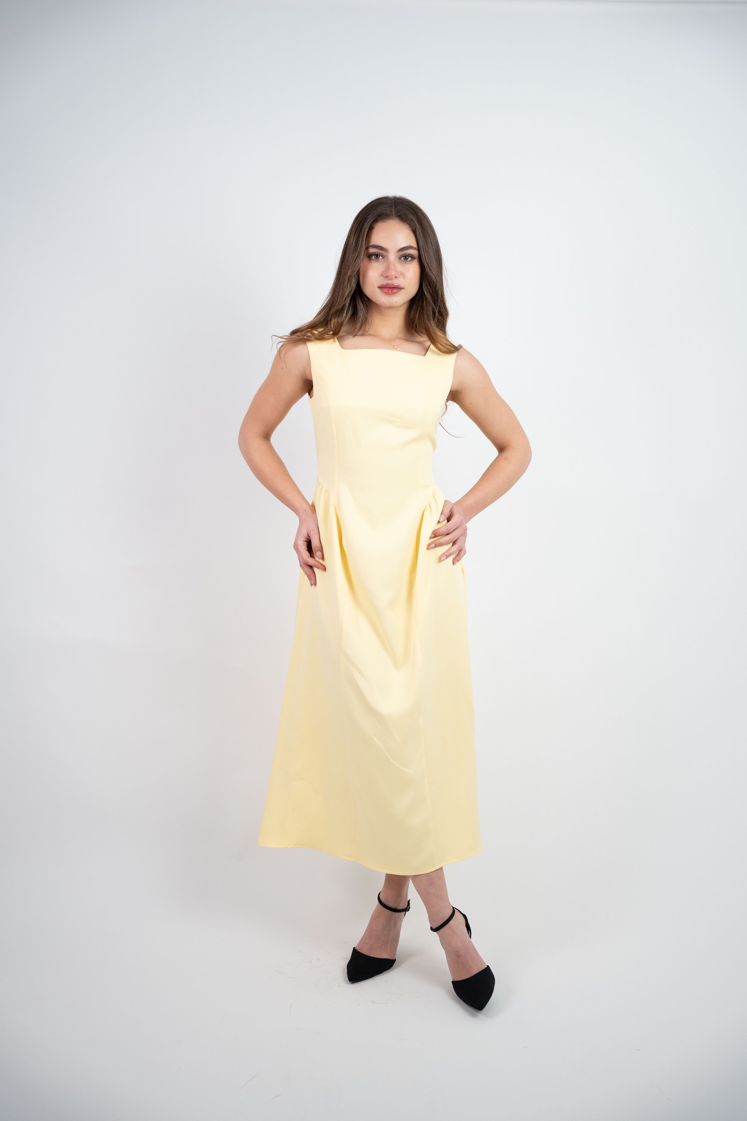 SLEEVELESS MIDI DRESS