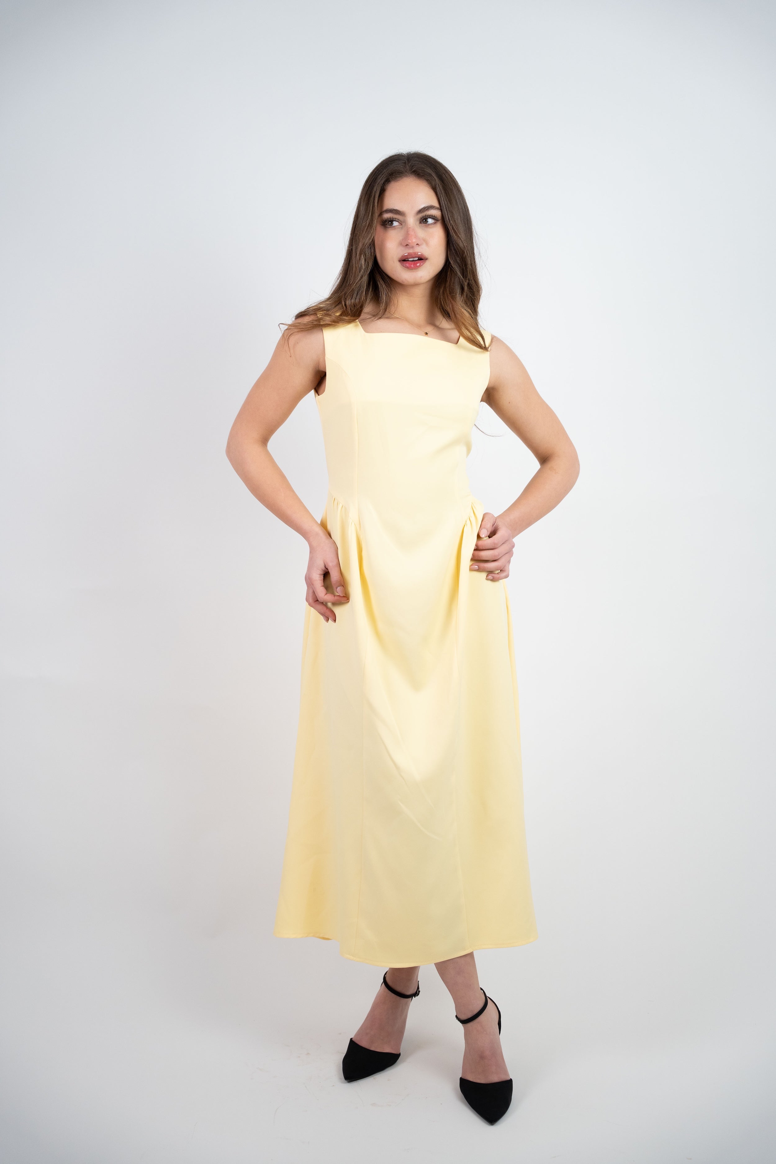 SLEEVELESS MIDI DRESS